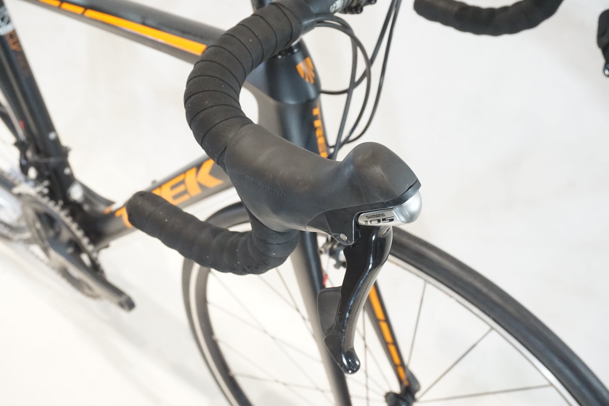 TREK 「トレック」 EMONDA S5 2016年モデル ロードバイク / 横浜戸塚店