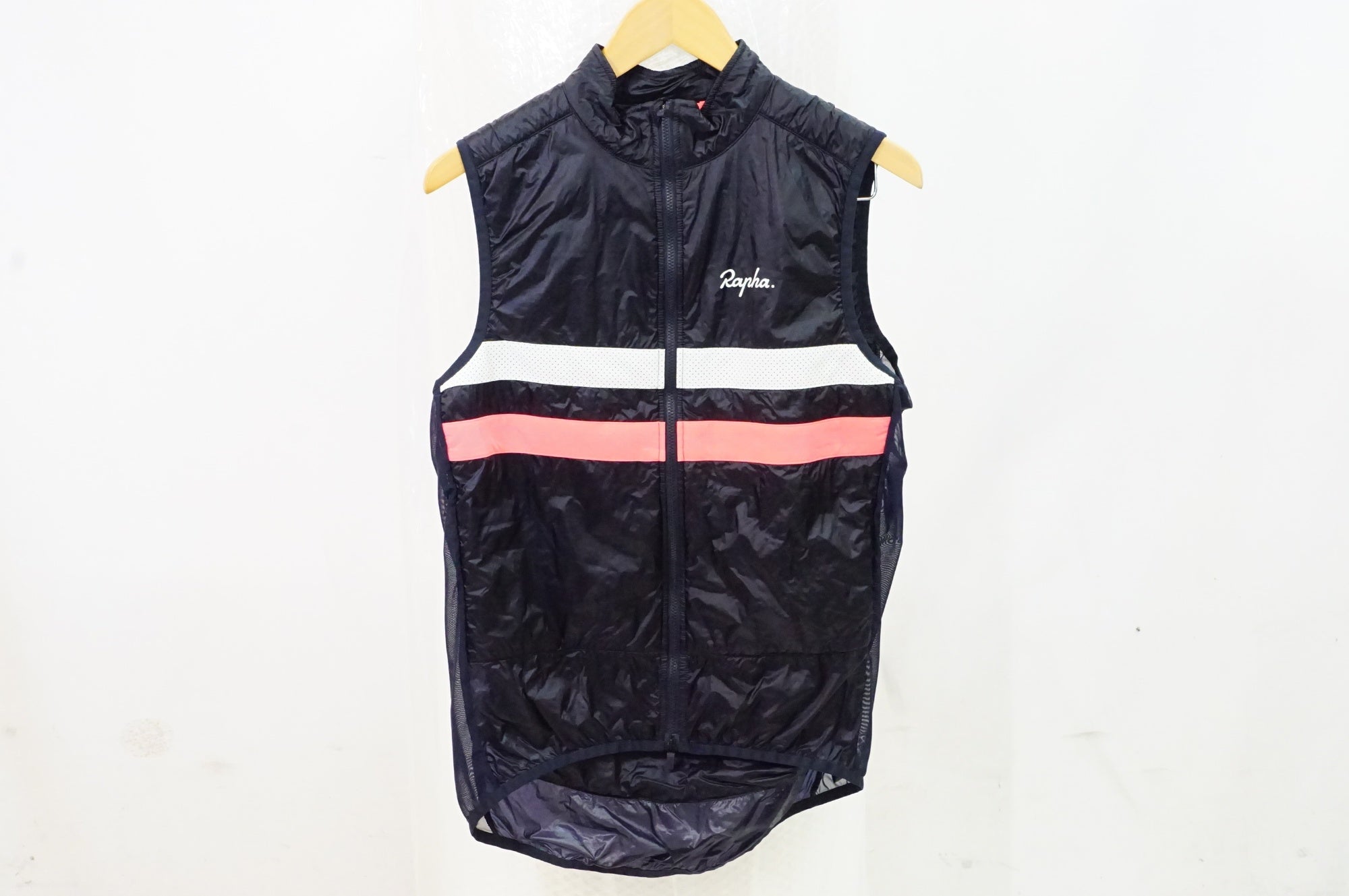 新品 rapha ラファ brevet insulated gilet ジレ RAPHA 「ラファ」 MEN'S PRO TEAM INSULATED GILET サイズM ジレ