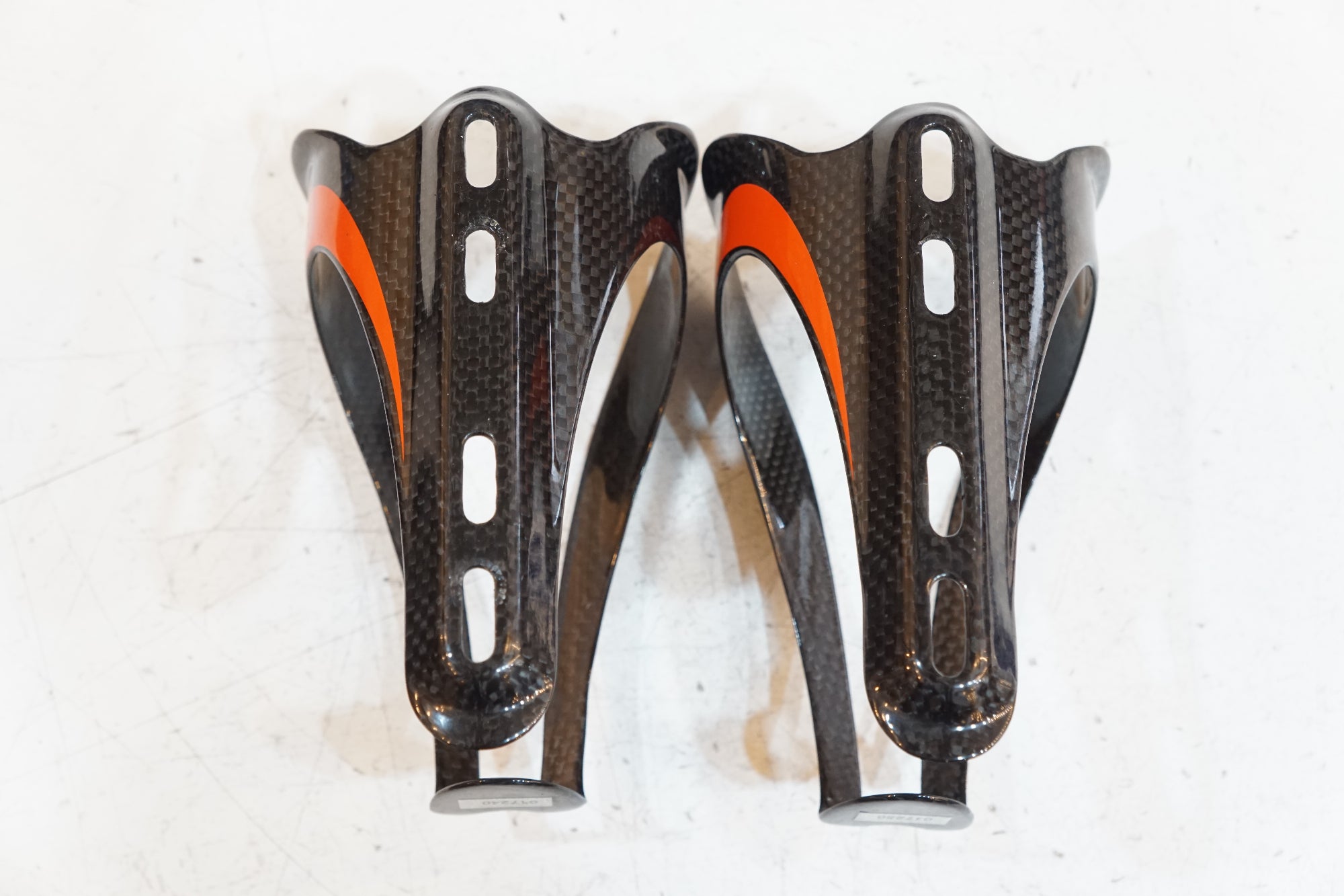 ELITE 「エリート」 DE ROSA CARBON ボトルケージセット / バイチャリ浦和ベース