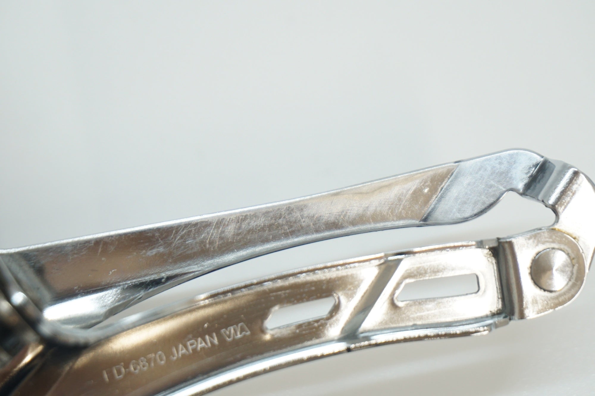 SHIMANO 「シマノ」 ULTEGRA FD-6870 フロントディレイラー / 福岡店