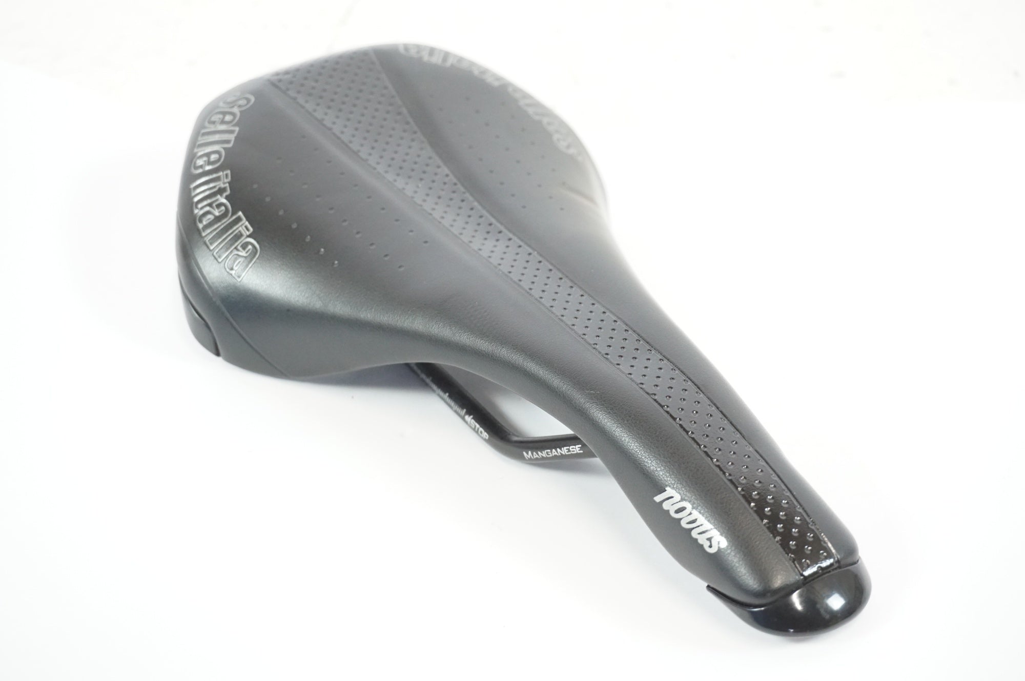 SELLE ITALIA 「セライタリア」 NOVUS サドル / 宇都宮店