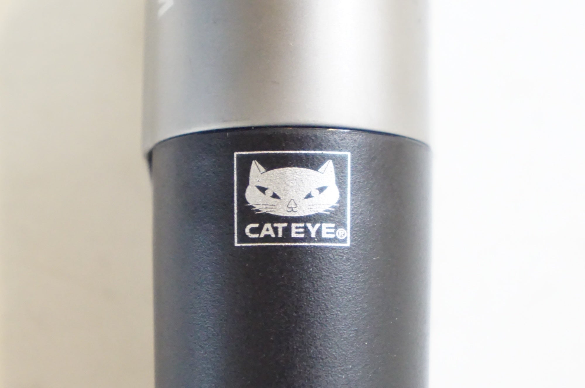 CATEYE 「キャットアイ」 VOLT50 HL-EL460RC-REAR リアライト / 熊谷本店