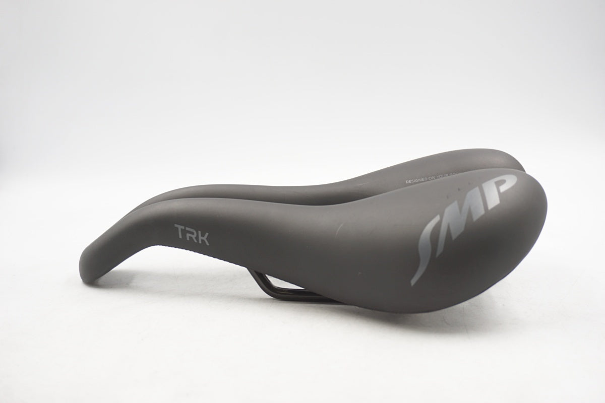 SELLE SMP 「セラエスエムピー」 TRK サドル / 奈良店