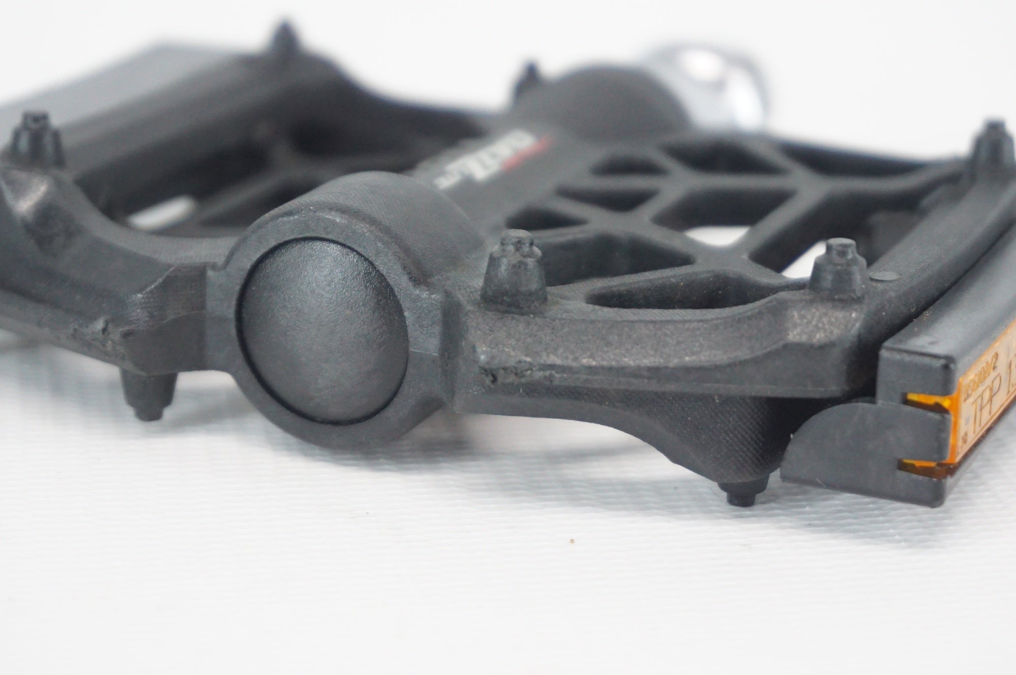 TIOGA 「タイオガ」 DAZZ LITE ペダル / 阪急塚口店