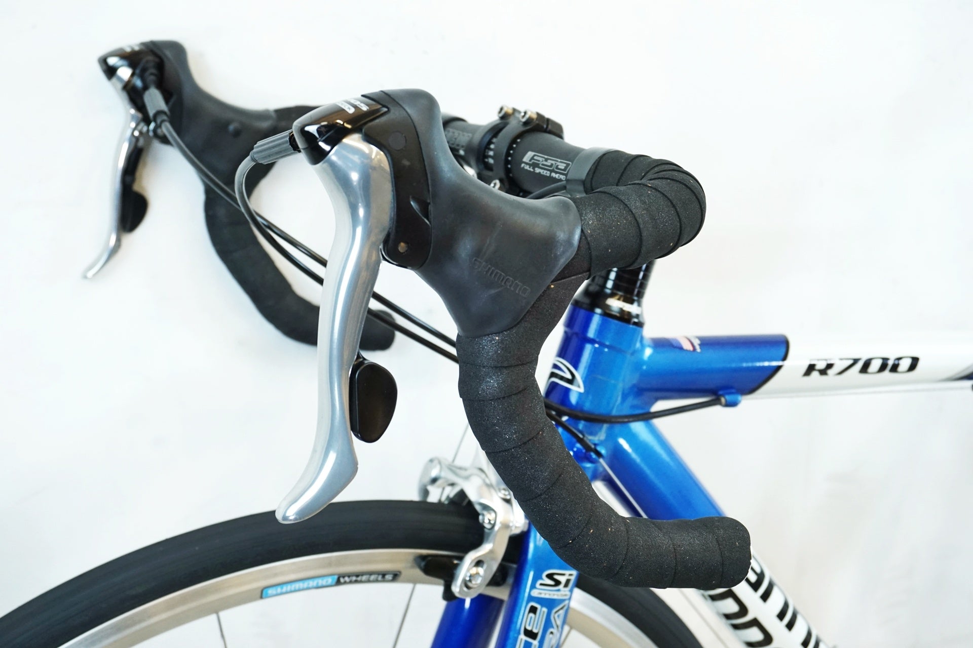 CANNONDALE 「キャノンデール」 R700 2004年モデル ロードバイク / 有明ガーデン店