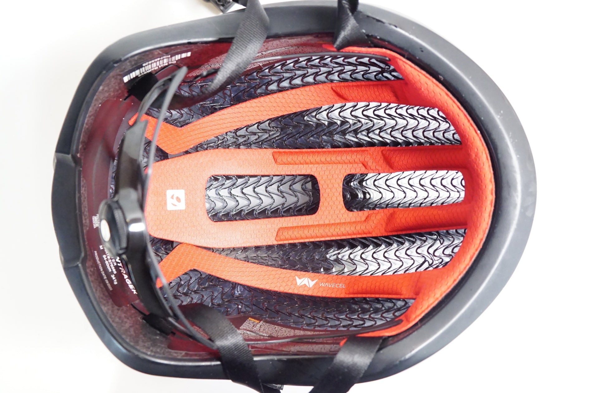 BONTRAGER 「ボントレガー」 SPECTER WAVECEL サイズM(54-60cm) ヘルメット / 熊谷本店