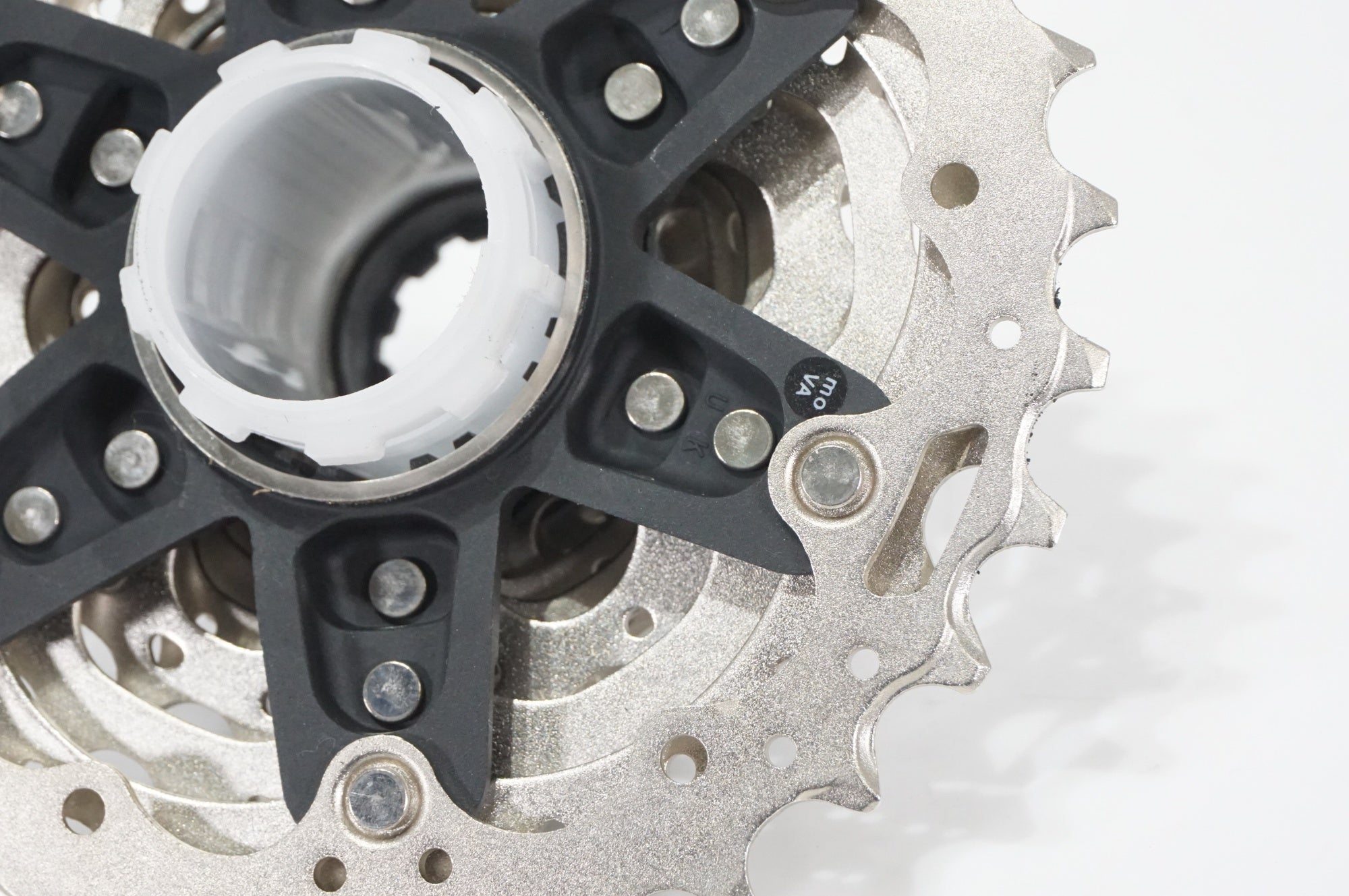 SHIMANO 「シマノ」 ULTEGRA CS-R8100 11-30T スプロケット / AKIBA店