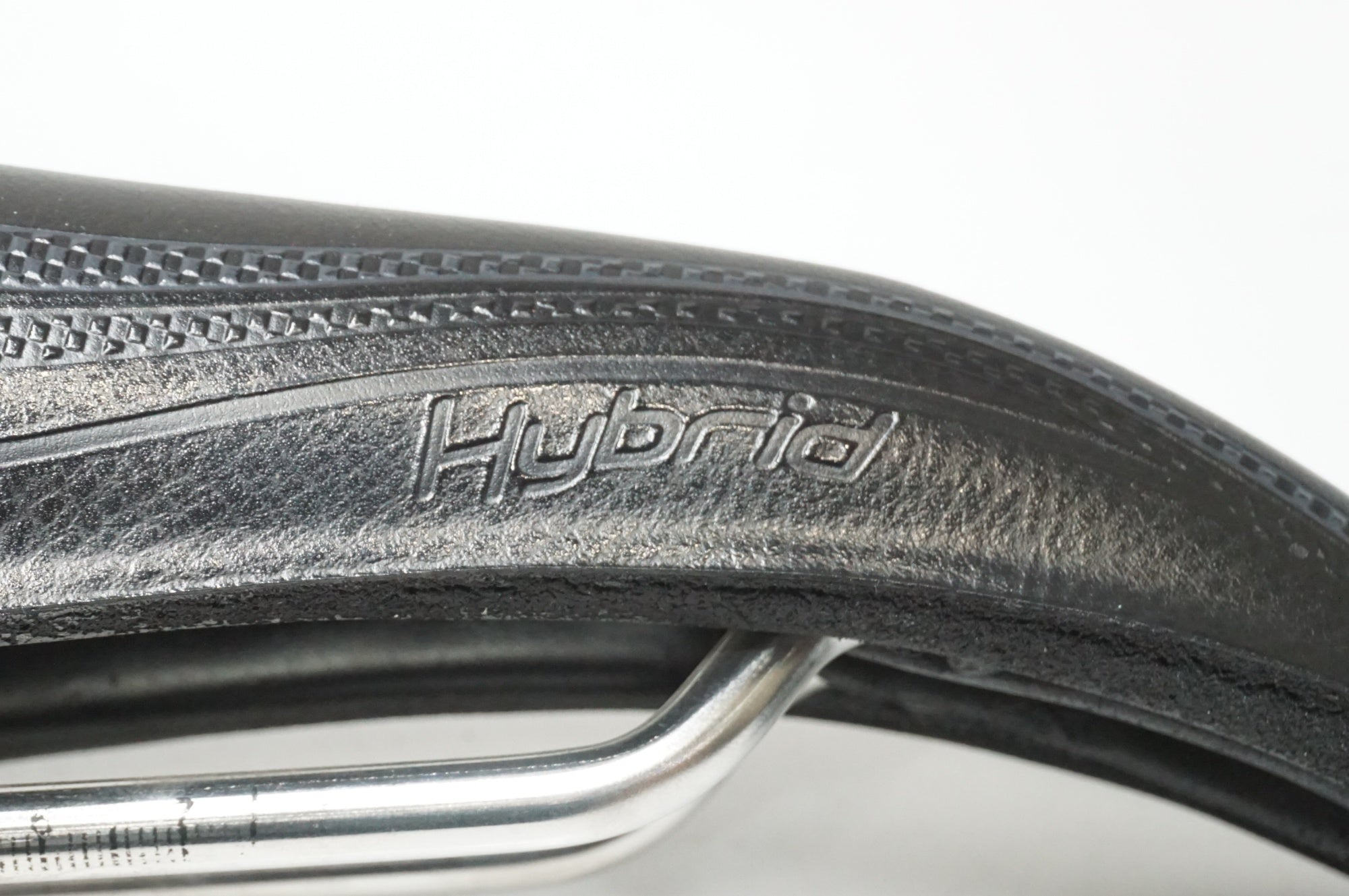 SELLE SMP 「セラエスエムピー」 HYBRID 286g サドル / 大宮店