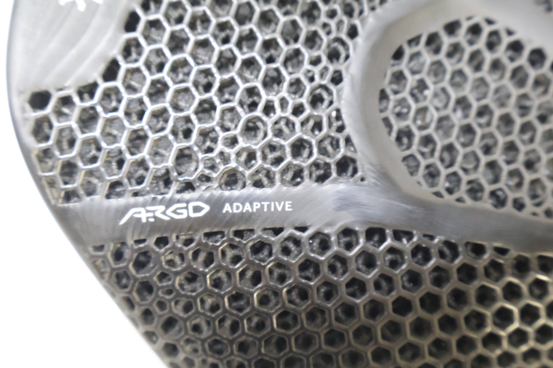 FIZIK 「フィジーク」 ARGO VENTO R3 ADAPTIVE サドル / 高知店