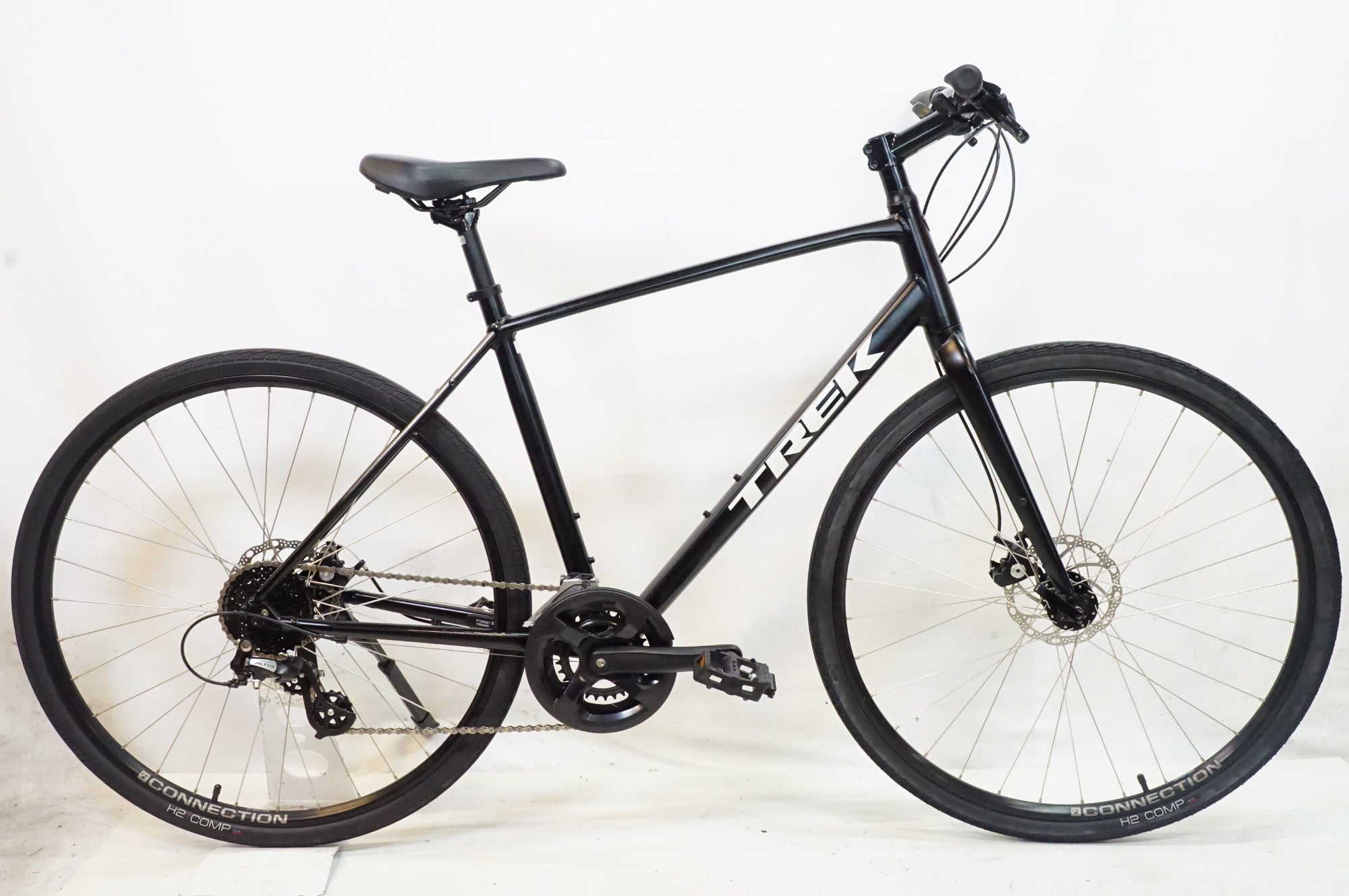 【早い者勝ち】Trek クロスバイク ブラック　軽量　美品　引取限定 TREK 「トレック」 FX 1 DISC (GEN 3) 2023年モデル クロス