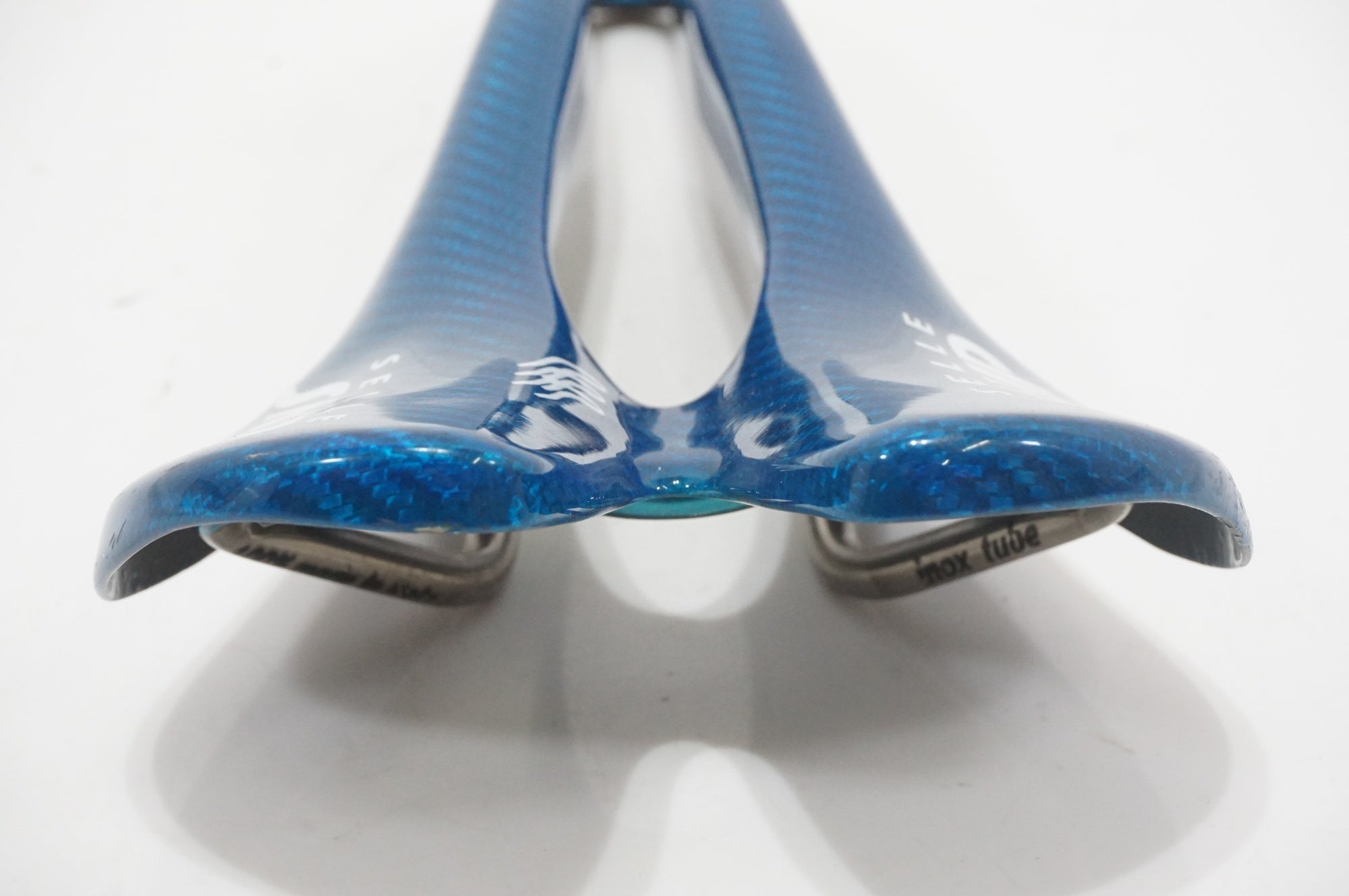 ジャンク品 SELLE SMP 「セラエスエムピー」 CARBON サドル / AKIBA店