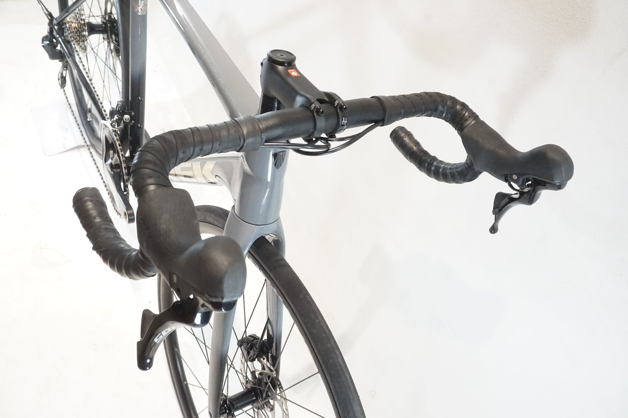 TREK 「トレック」 EMONDA ALR5 DISC 2024年モデル ロードバイク / 横浜戸塚店