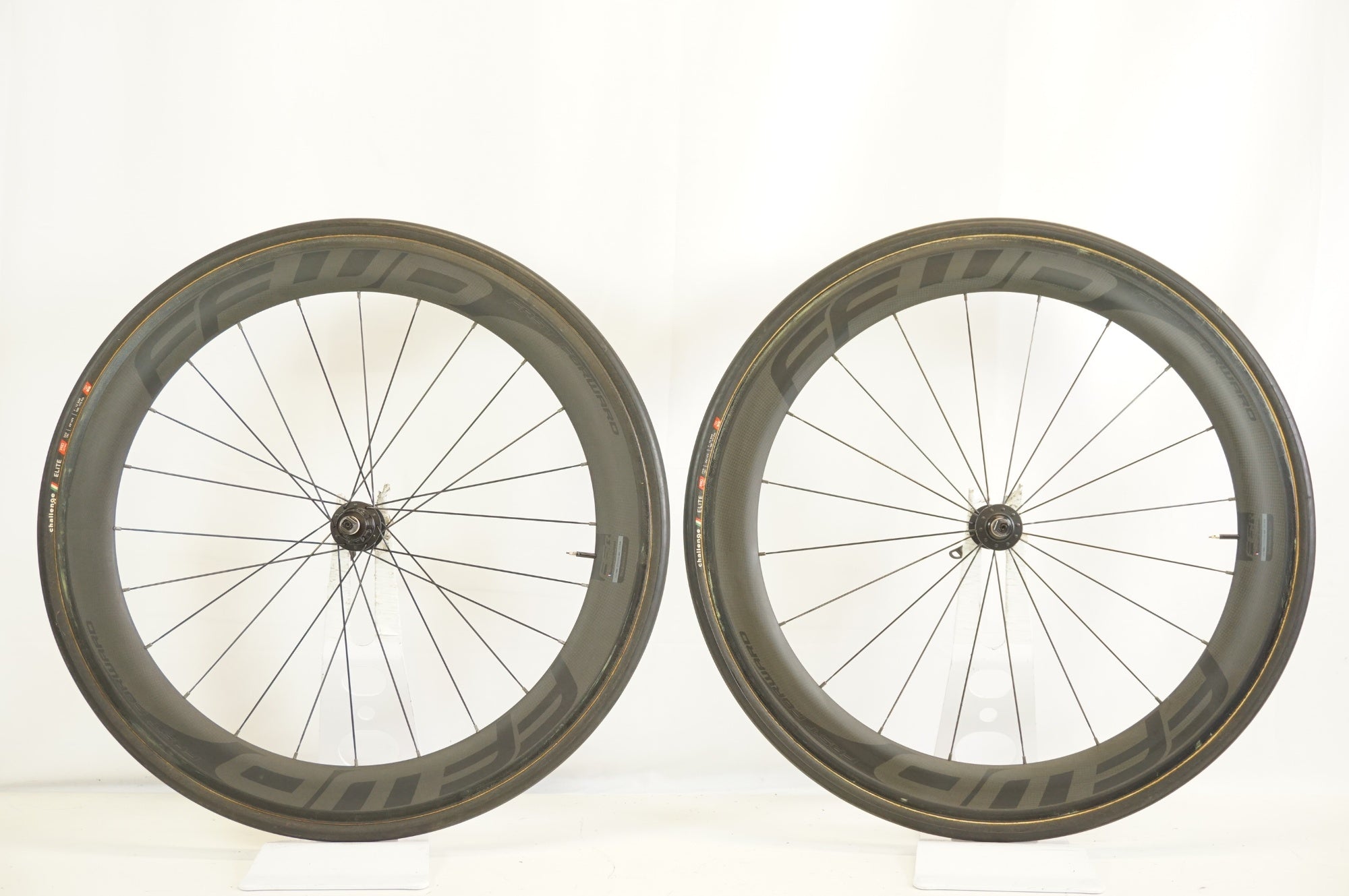 FFWD 「ファストフォワード」 F6R DT SWISS 240S TU シマノ8-10
