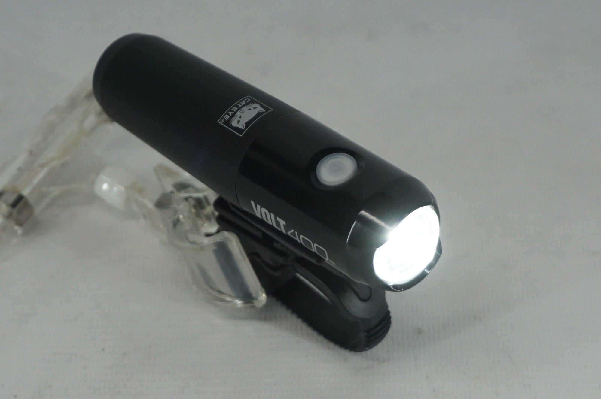 CATEYE 「キャットアイ」 VOLT400 フロントライト / 阪急塚口店