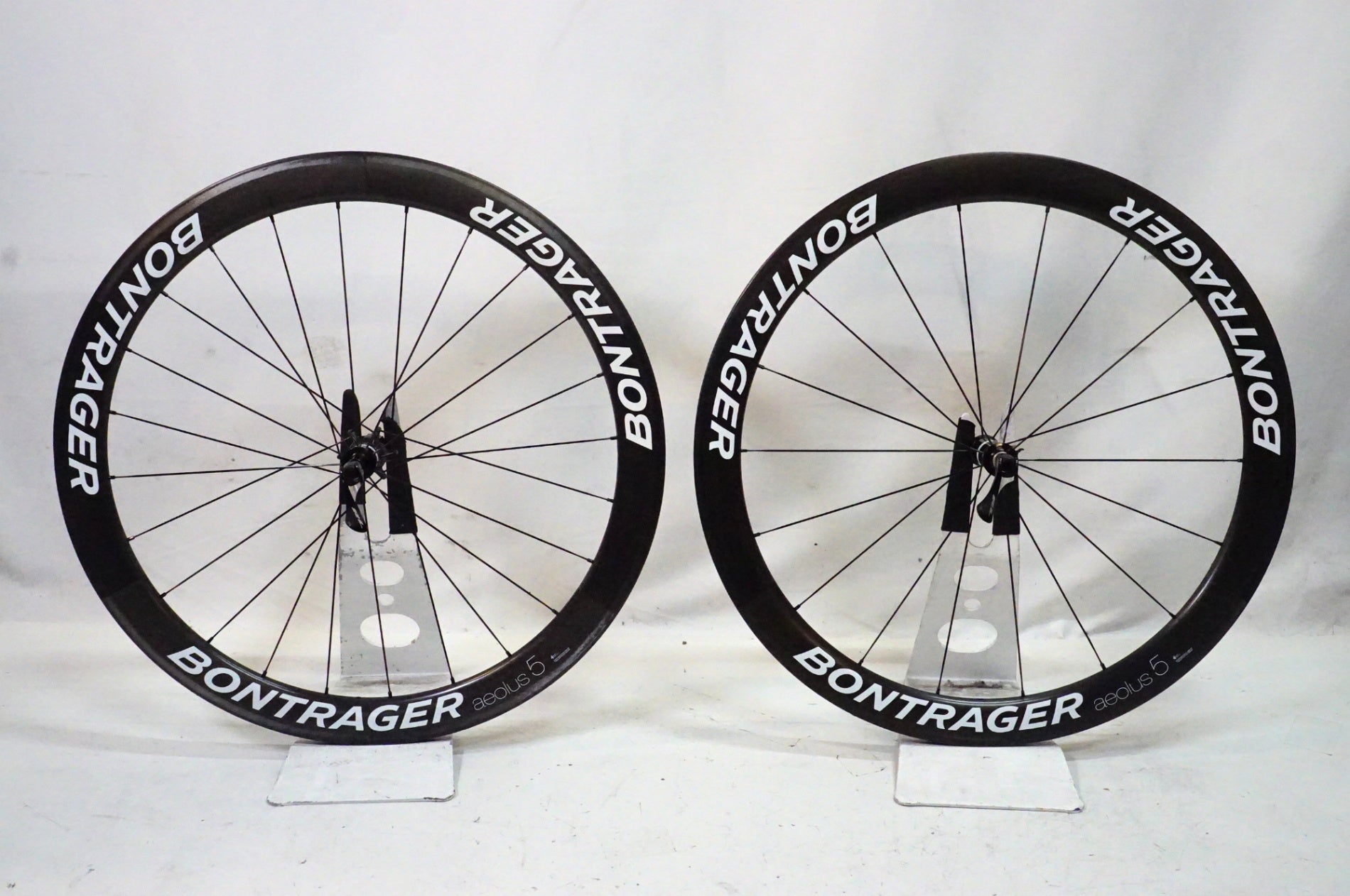 BONTRAGER 「ボントレガー」 AEOLUS 5 RIM TU シマノ11速 ホイールセット / 熊谷本店