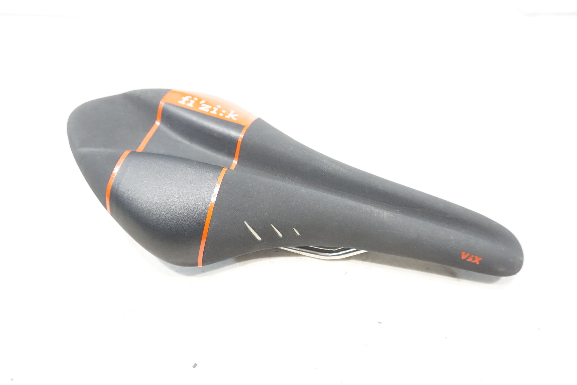 FIZIK 「フィジーク」 ARIONE VSX KIUMレール サドル / 横浜戸塚店