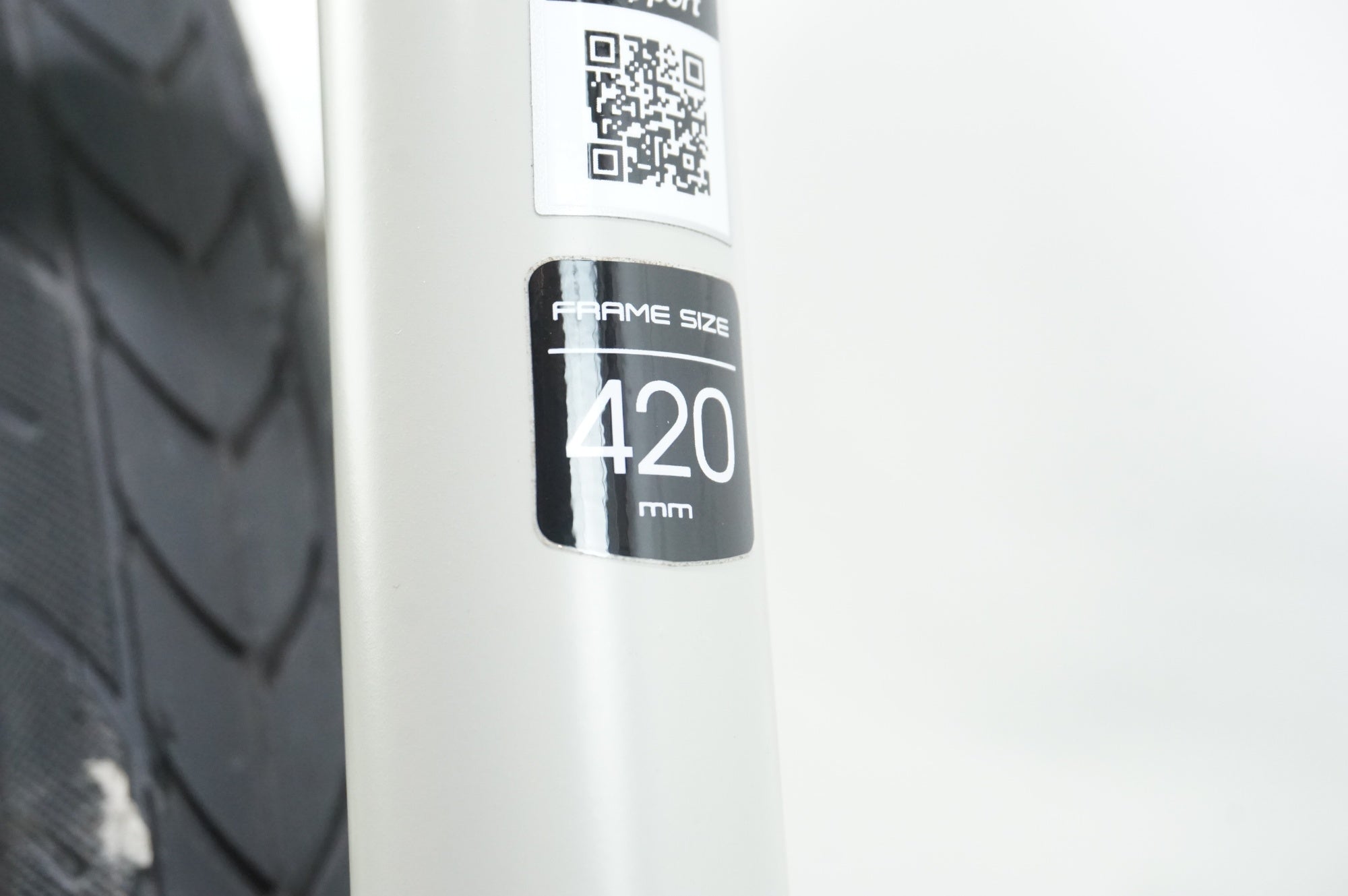 KHODAABLOOM 「コーダブルーム」 KESIKI 2024年モデル 27.5インチ クロスバイク / 中目黒店