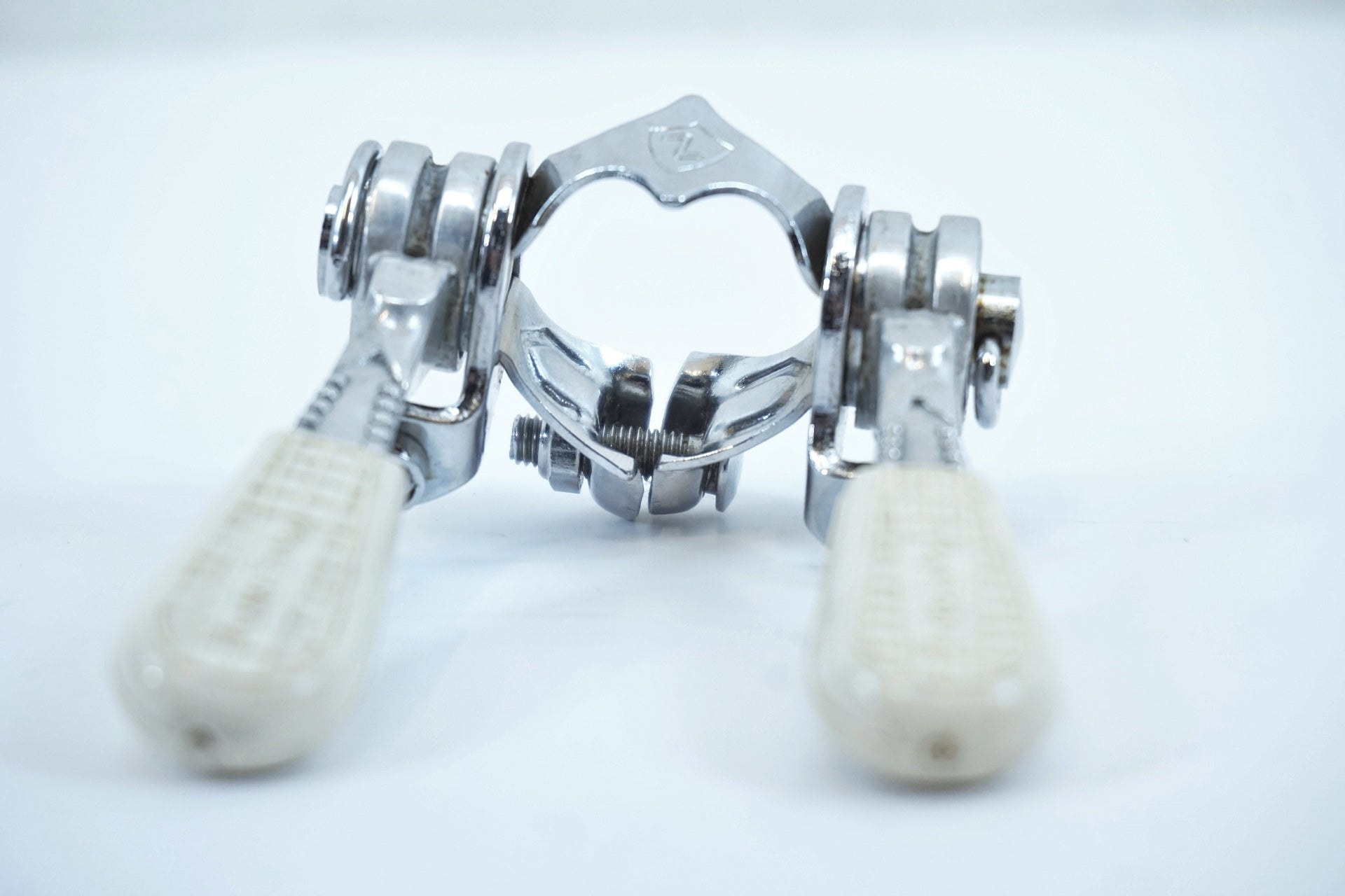 ZEUS 「ゼウス」 ダブルレバー / 有明ガーデン店