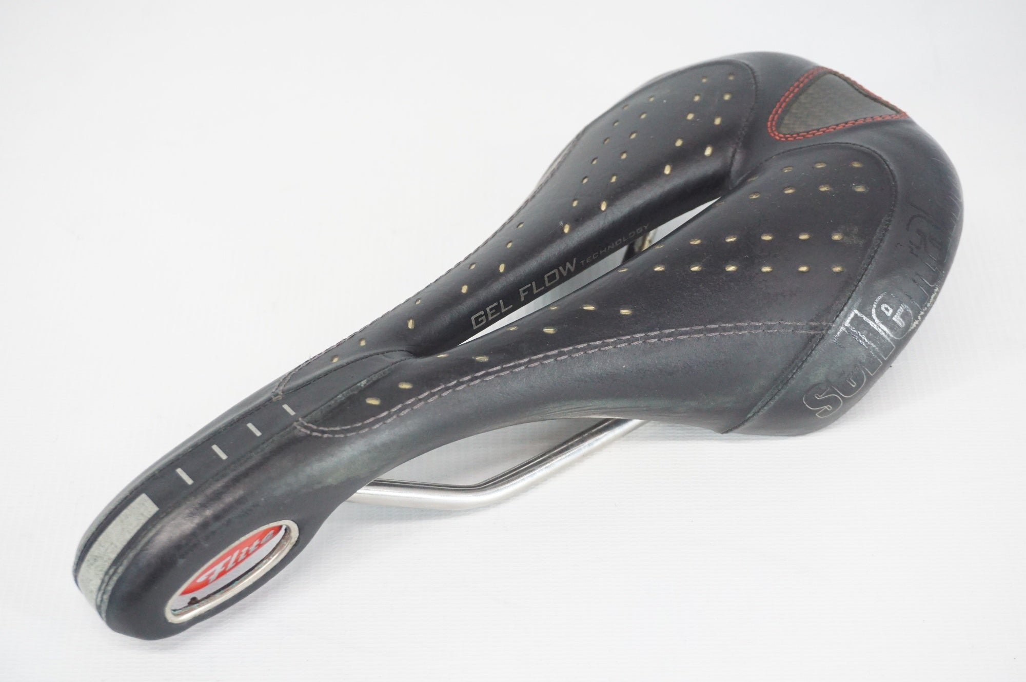 SELLE ITALIA 「セライタリア」 FLITE GEL FLOW サドル / 阪急塚口店