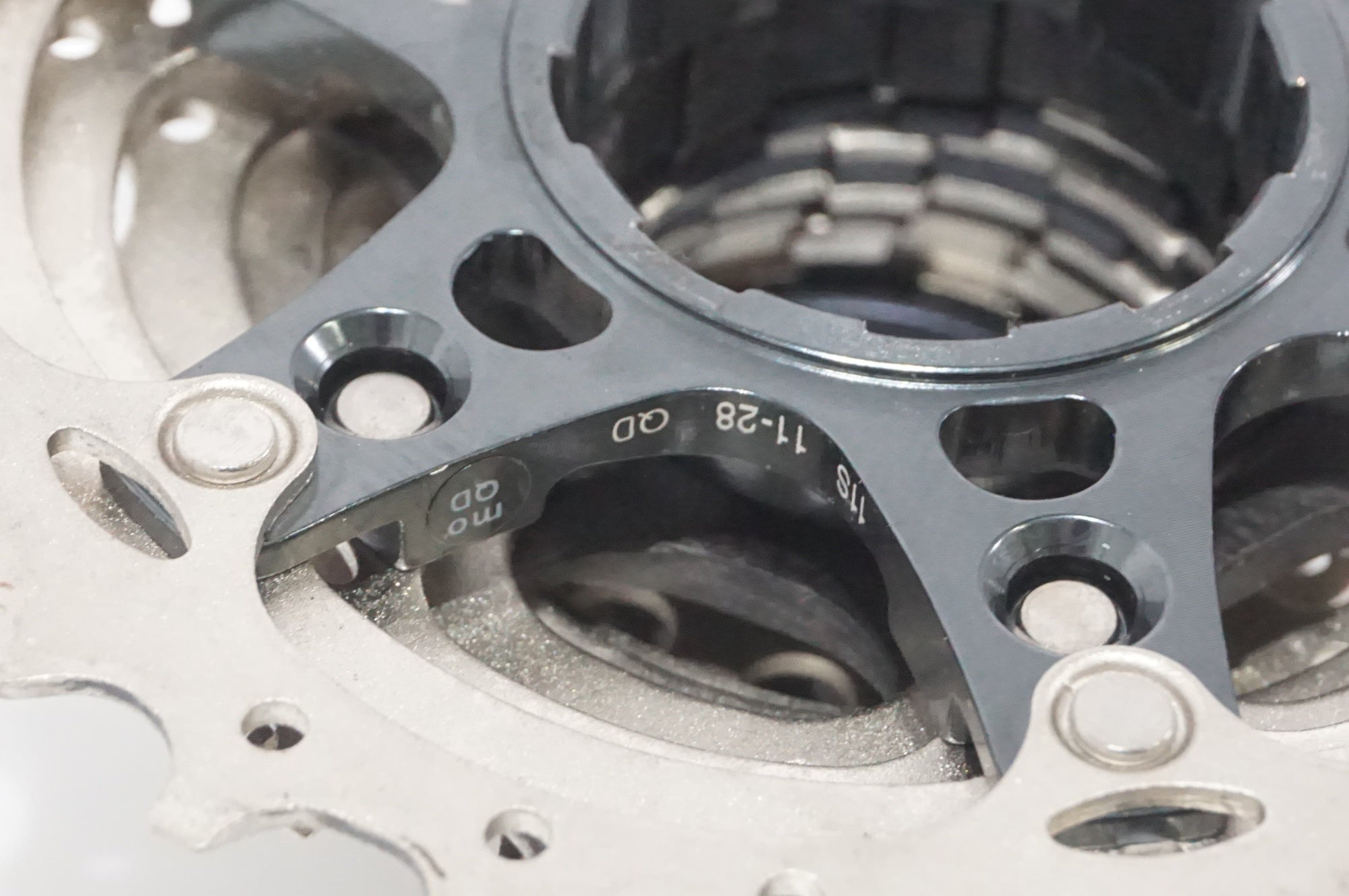 SHIMANO 「シマノ」 ULTEGRA CS-R8000 11-28T スプロケット / AKIBA店