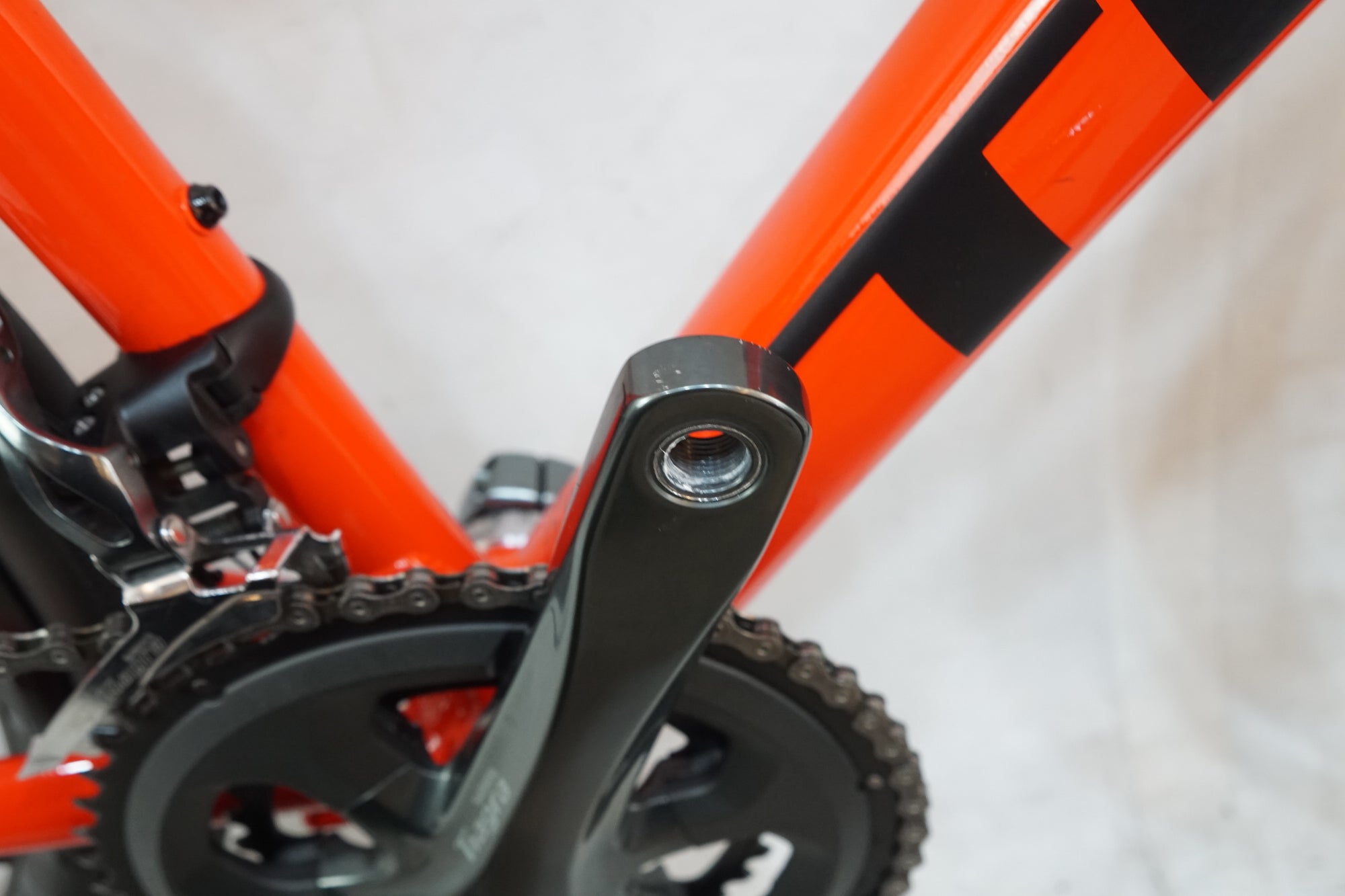 TREK 「トレック」 DOMANE AL4 DISC 2022年モデル ロードバイク / バイチャリ浦和ベース