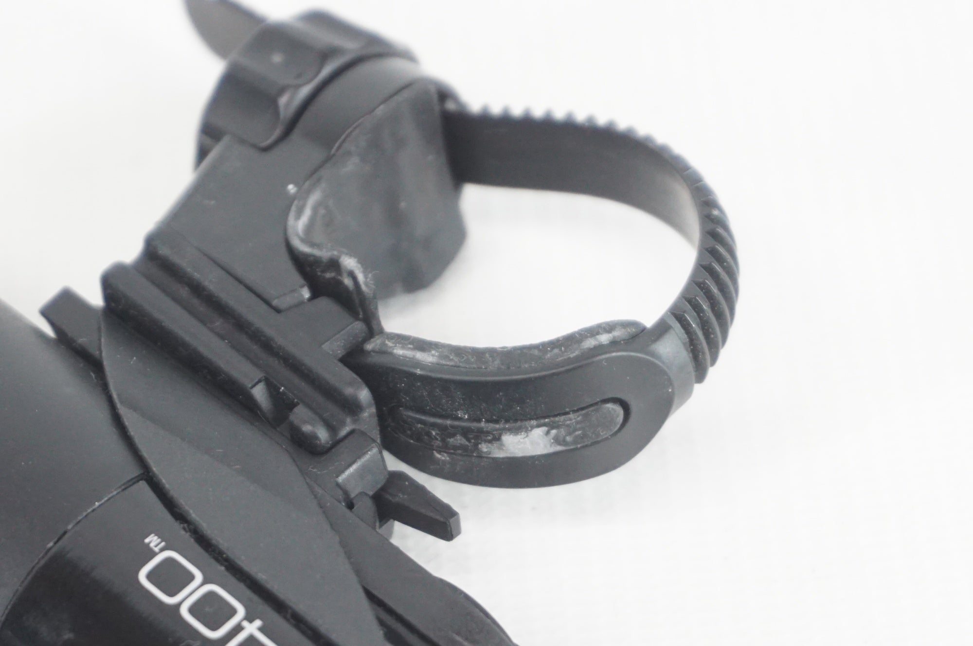 CATEYE 「キャットアイ」 VOLT400 フロントライト / 阪急塚口店