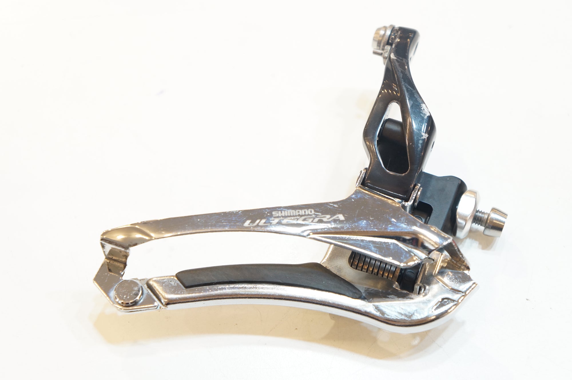 SHIMANO 「シマノ」 ULTEGRA FD-6800 フロントディレイラー / バイチャリ浦和ベース
