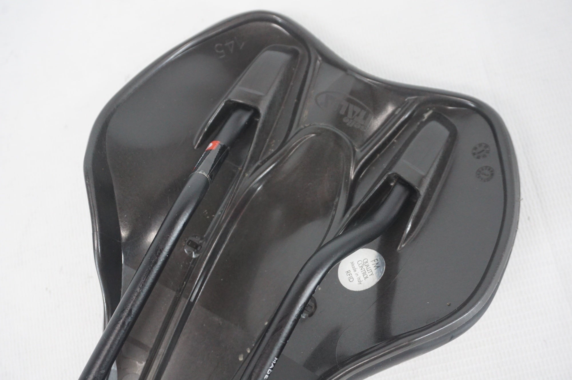 SELLE ITALIA 「セライタリア」 SLR BOOST TM MN サドル / 阪急塚口店