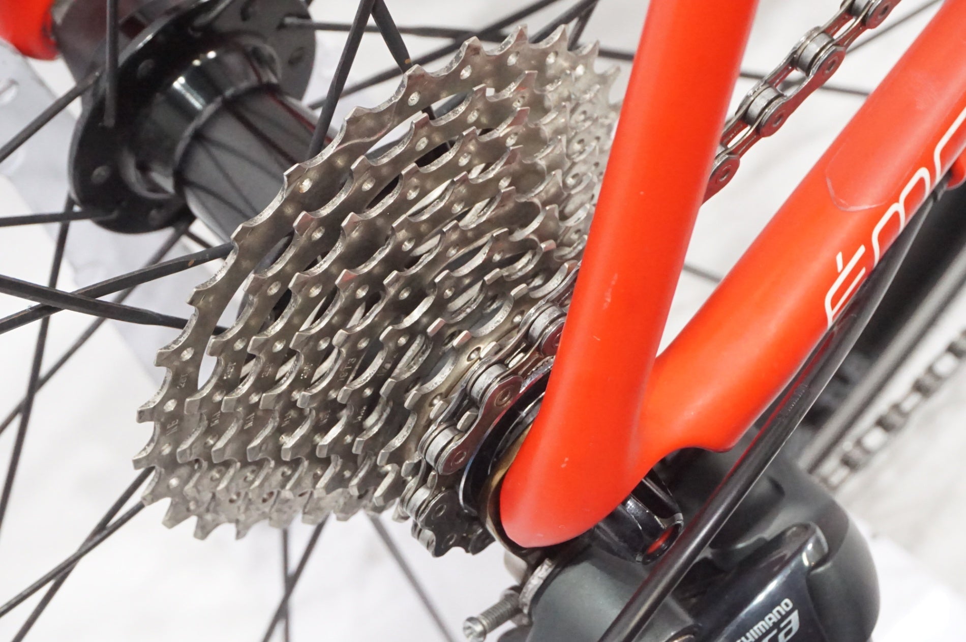 TREK 「トレック」 EMONDA ALR 5 2016年モデル ロードバイク / AKIBA店