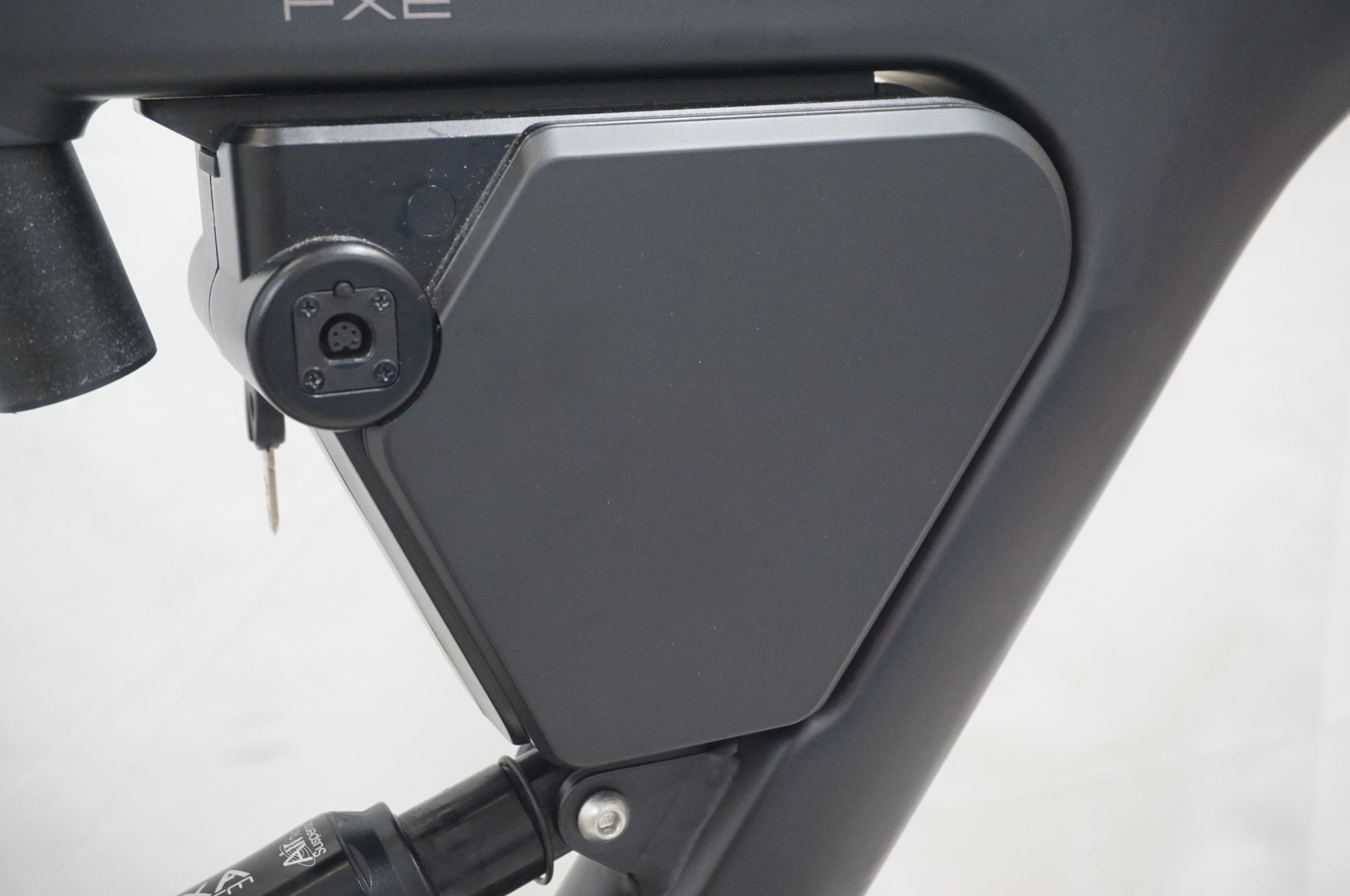 BESV 「ベスビー」 SMALO PX2 2023年モデル 20インチ 電動アシスト自転車 / 福岡アイランドシティ店