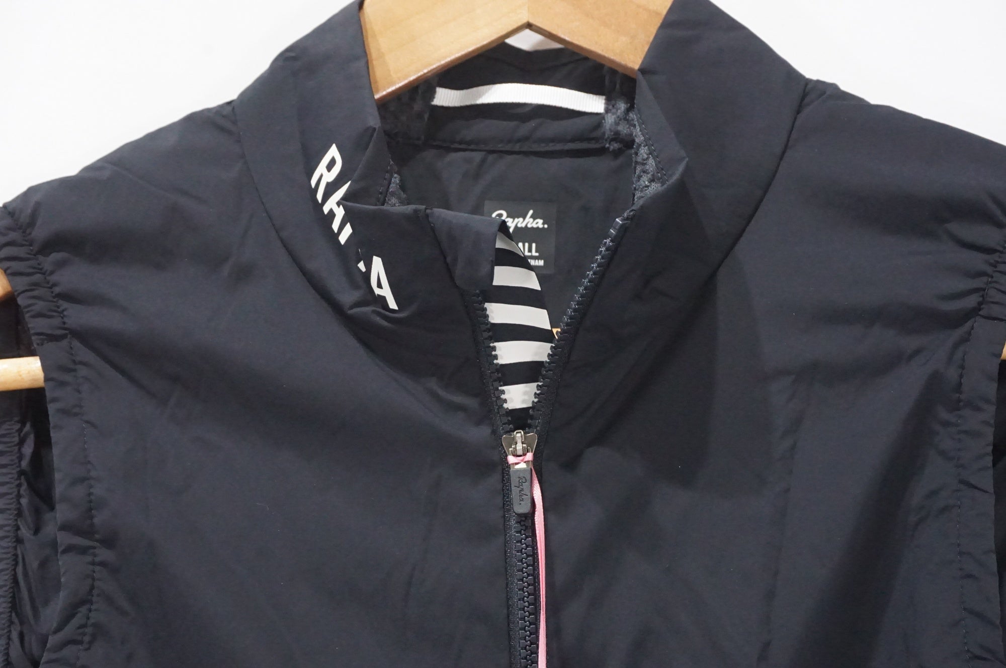 RAPHA 「ラファ」 MEN'S PRO TEAM INSULATED GILET Sサイズ ジレ / AKIBA店