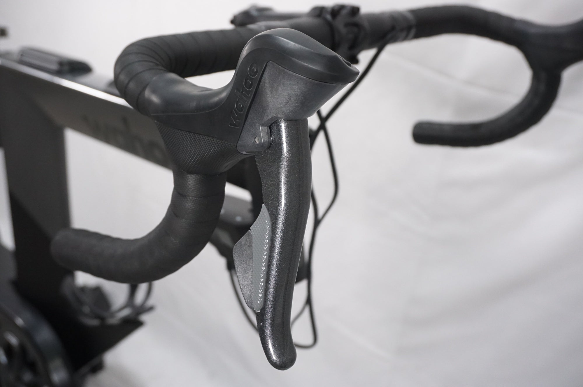 WAHOO 「ワフー」 KICKR BIKE WFBIKE1 スマートバイク / AKIBA店