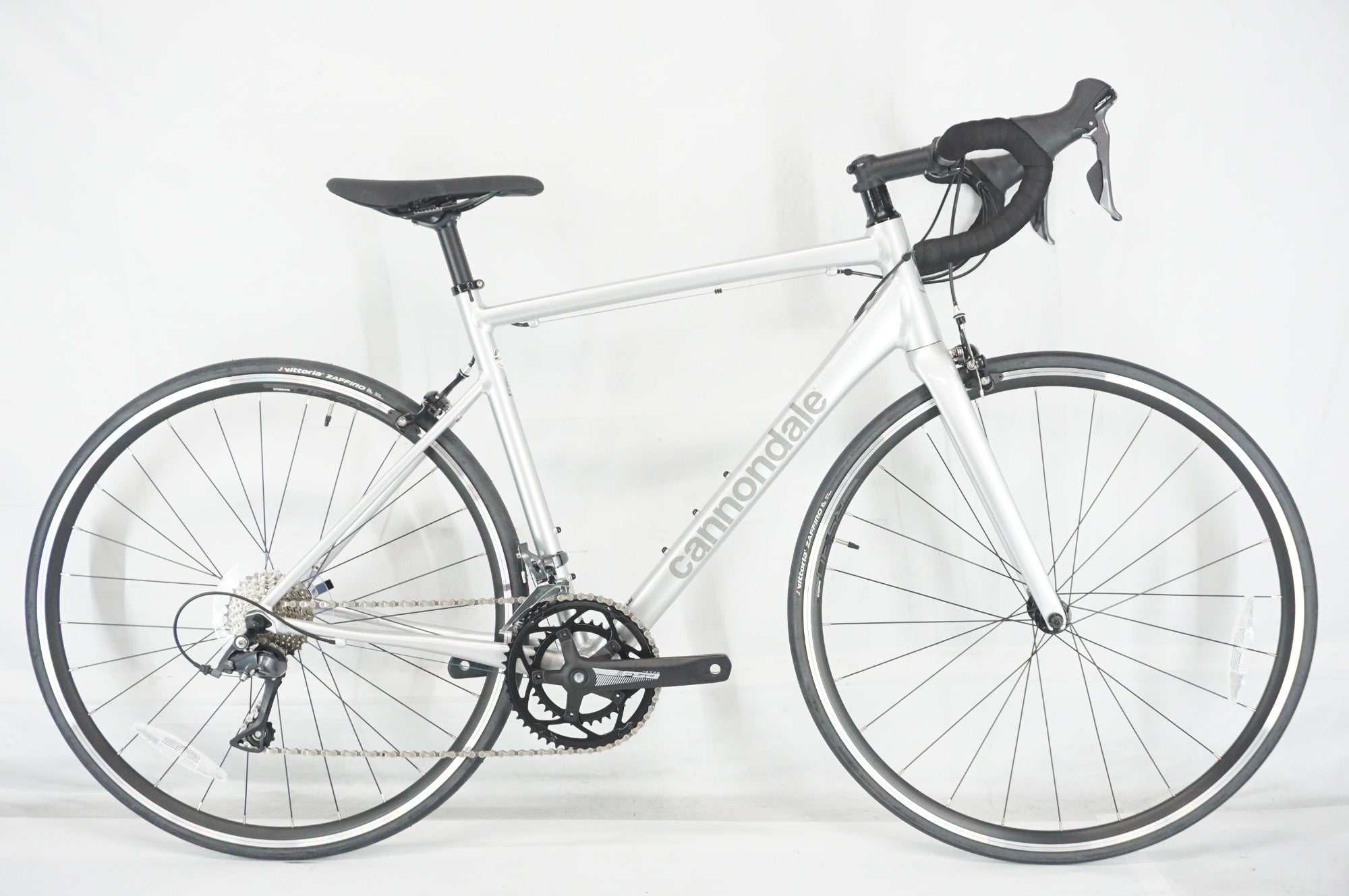 千葉県西部総武線取来人限定ジャンクキャノンデールアルミロードアメリカ製 CANNONDALE 「キャノンデール」 CAAD OPTIMO 4 CLARIS 2024年モデル