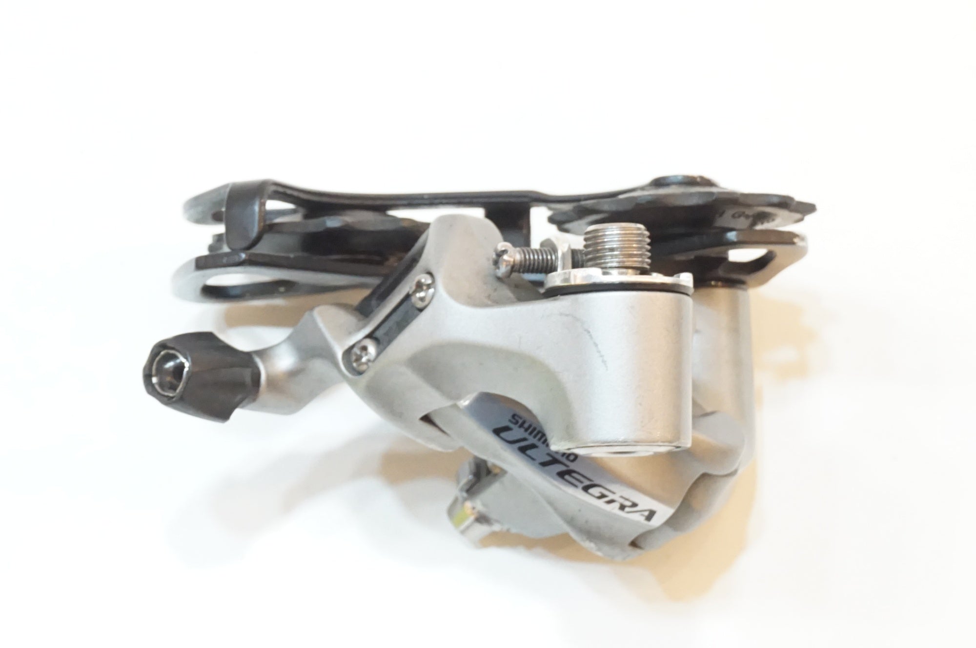 SHIMANO 「シマノ」 ULTEGRA RD-6700 リアディレイラー / 浦和ベース