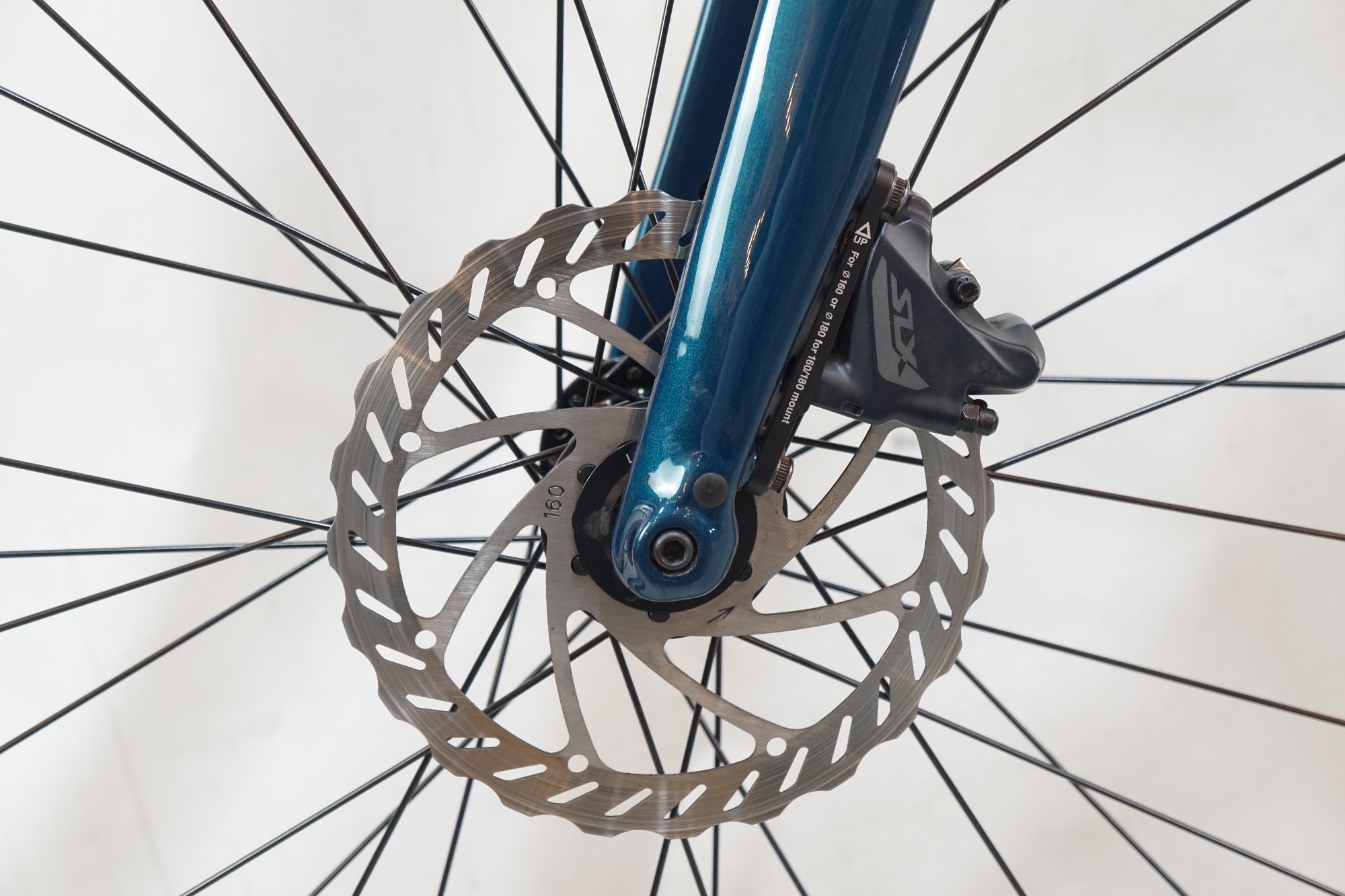 TREK 「トレック」 FX SPORT4 CARBON 2022-2024年モデル クロスバイク / バイチャリ浦和ベース