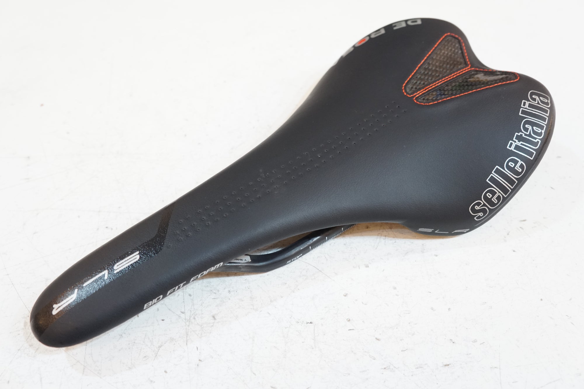 SELLE ITALIA 「セラ イタリア」 SLR DE ROSA サドル / バイチャリ浦和ベース