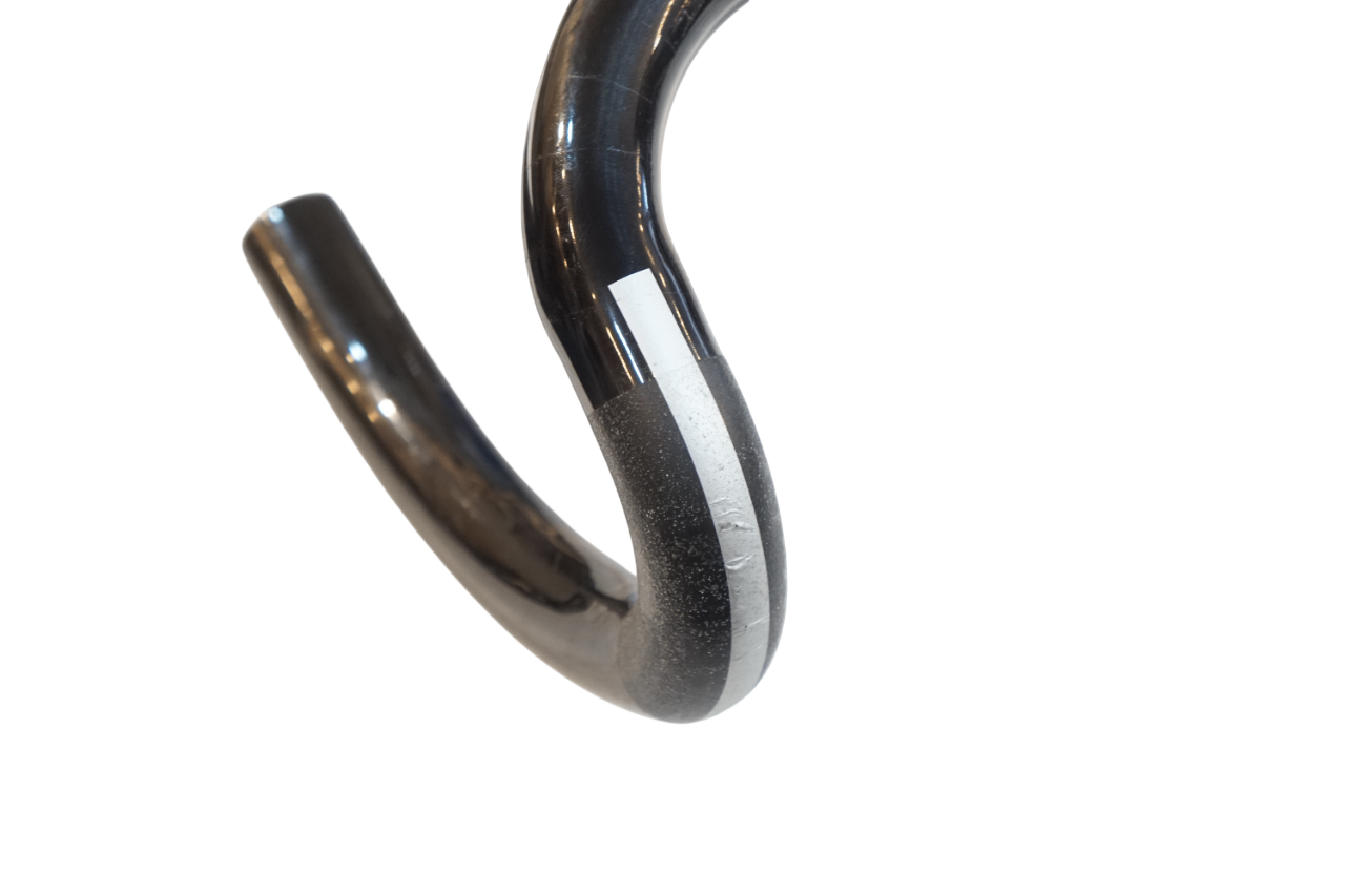3T 「スリーティー」 ERGOSUM LTD 440mm φ31.8 ハンドル / バイチャリ浦和ベース