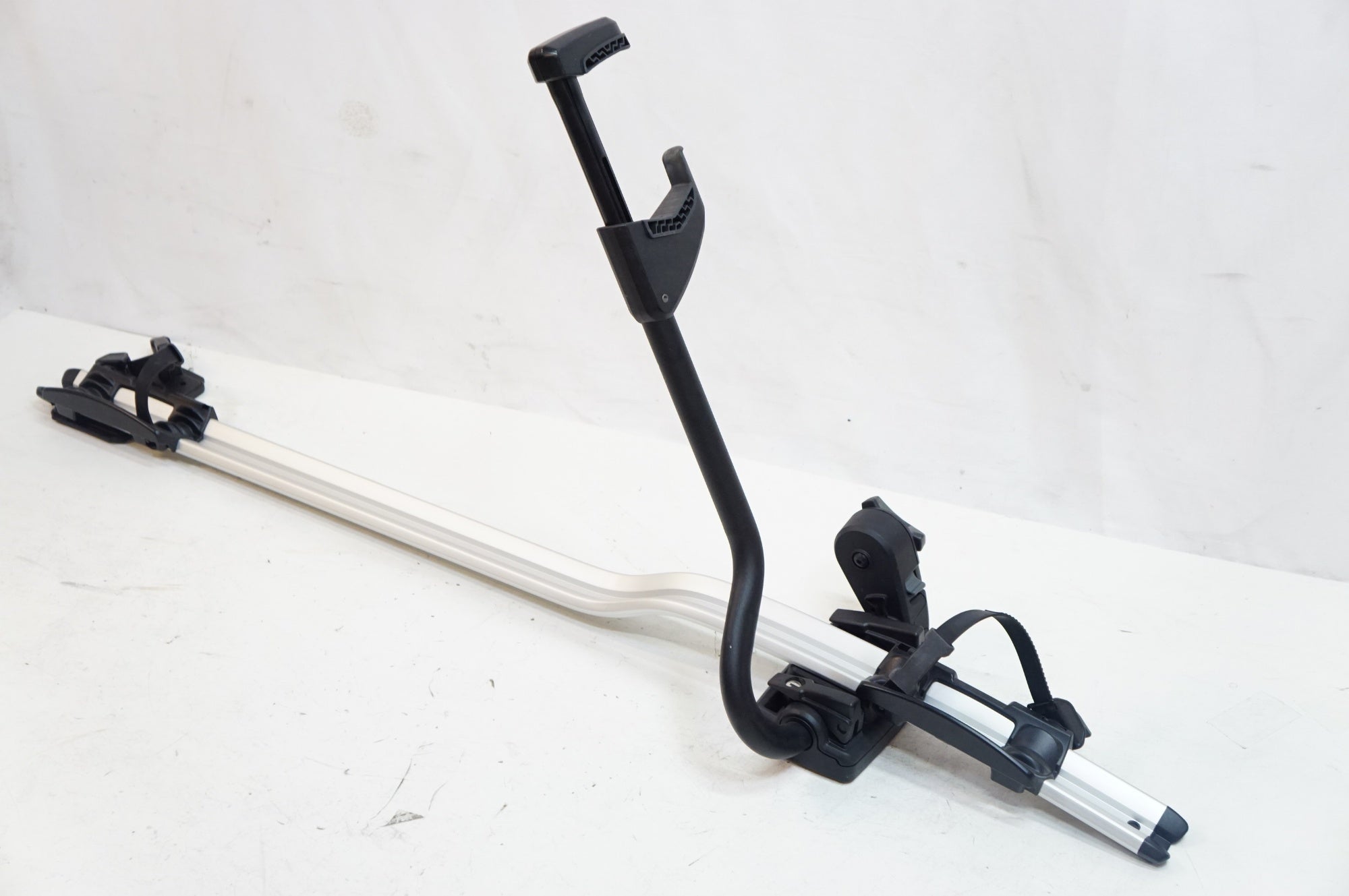 THULE 「スーリー」 PRORIDE 598 サイクルキャリア / 熊谷本店