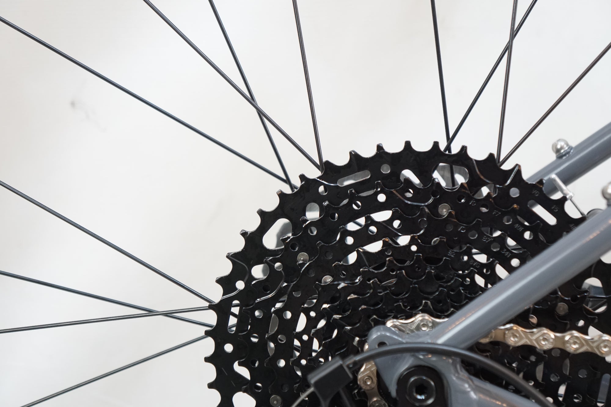 GT 「ジーティー」 GRADE ALLOY SPORTS 2025年モデル ロードバイク / バイチャリ浦和ベース