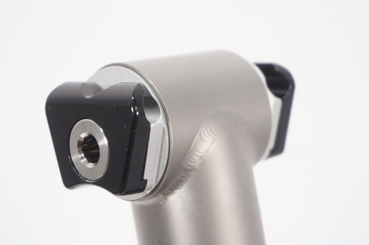 MOOTS 「ムーツ」 チタン φ30.9 約380mm シートポスト / AKIBA店