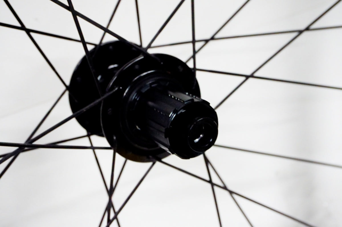 ATTAQUE 「アタッキ」 ATTA-C451-RD シマノ11速 ホイールセット / 名古屋大須店