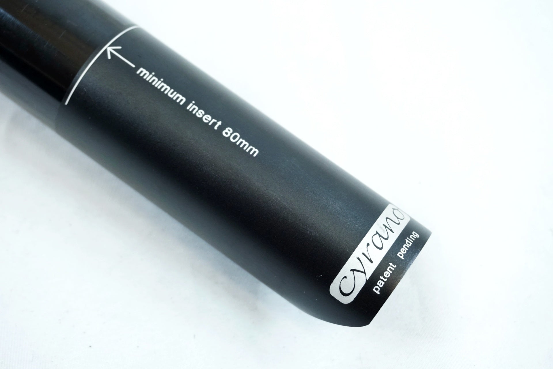 FIZIK 「フィジーク」 CYRANO R3 Φ31.6 330mm シートポスト / 有明ガーデン店