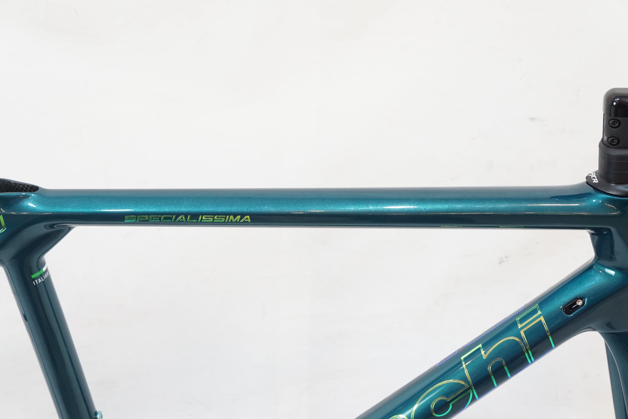 BIANCHI 「ビアンキ」 SPECIALISSIMA DISC 2022年モデル フレームセット / バイチャリ浦和ベース