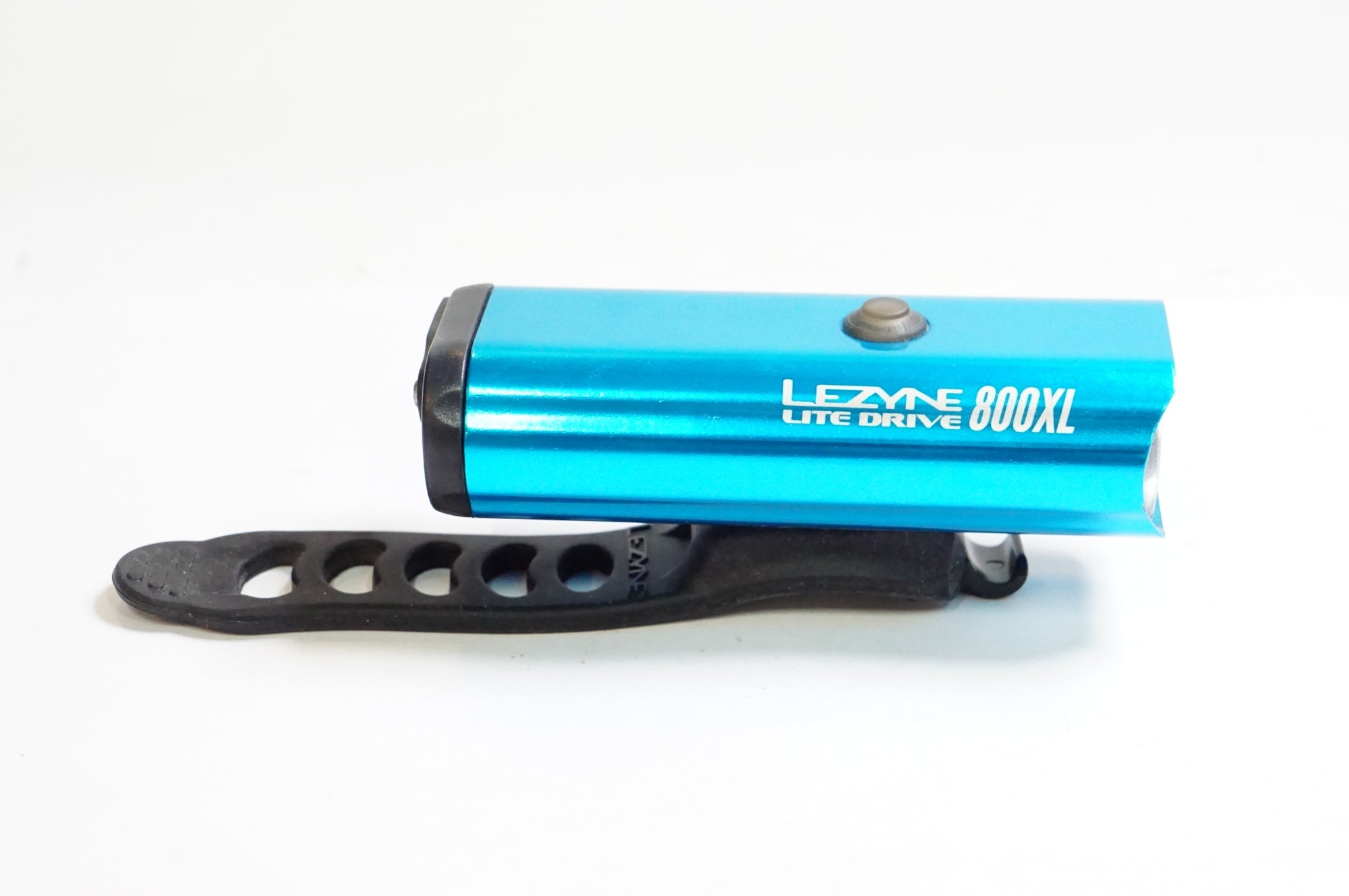 LEZYNE LITE DRIVE 800XL ヘッドライト Amazon | LEZYNE メガドライブ 1800i 自転車スマートヘッド