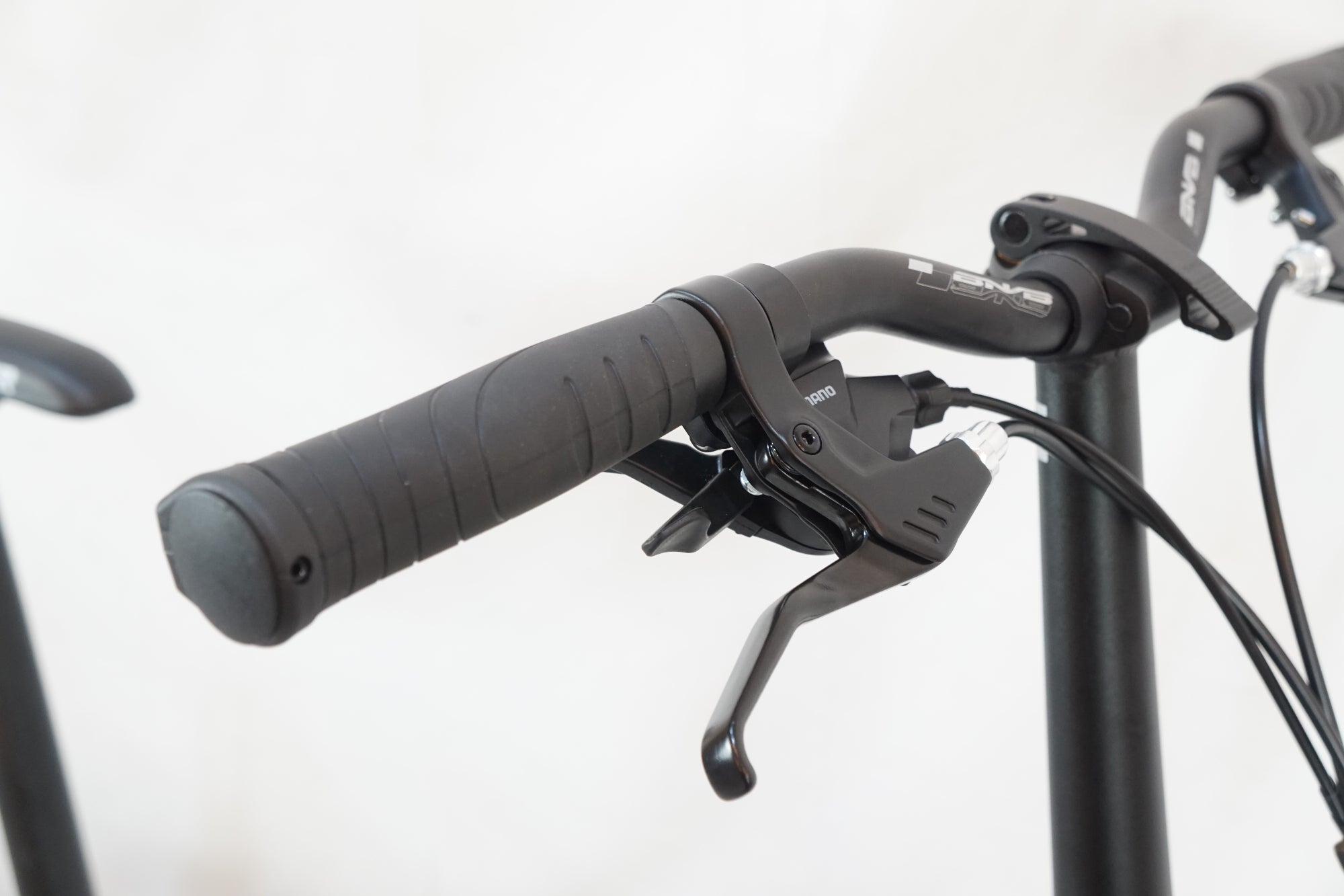 ESR 「イーエスアール」 PURSUER DISC 2025年モデル 20インチ 折りたたみ自転車 / バイチャリ浦和ベース