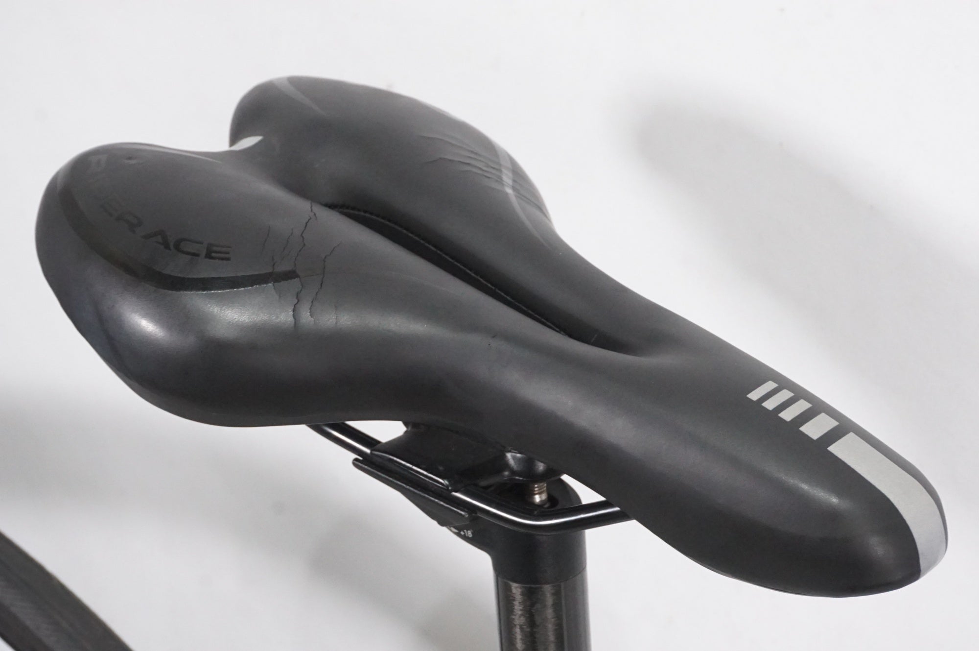 FELT 「フェルト」 FR30 2020年モデル ロードバイク / AKIBA店