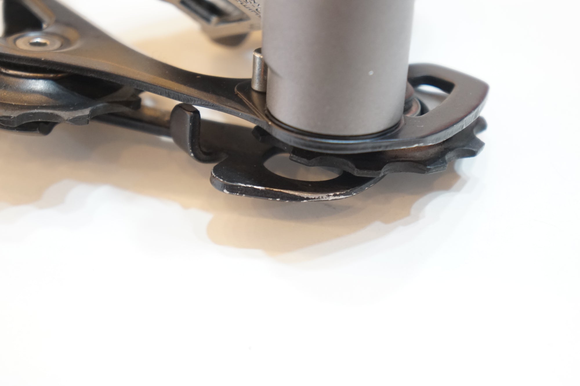 SHIMANO 「シマノ」 105 RD-5700 リアディレイラー / バイチャリ浦和ベース