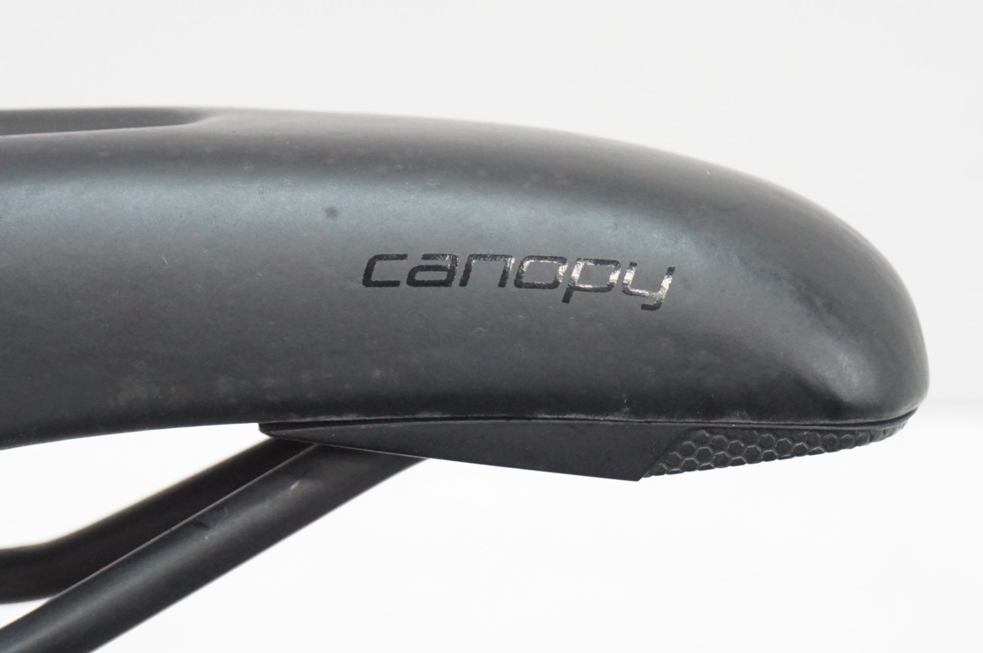 SPECIALIZED 「スペシャライズド」 CANOPY サドル / 大宮店