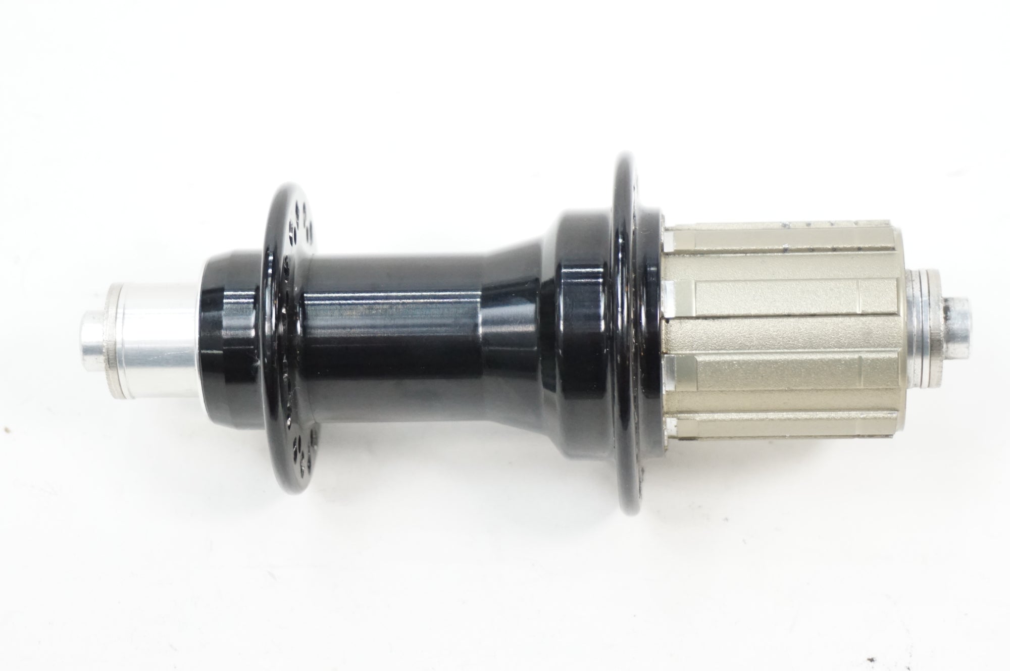 TNI 「ティーエヌアイ」 EVOLUTION LIGHT SHIMANO 11s 32H リアハブ / 川越店