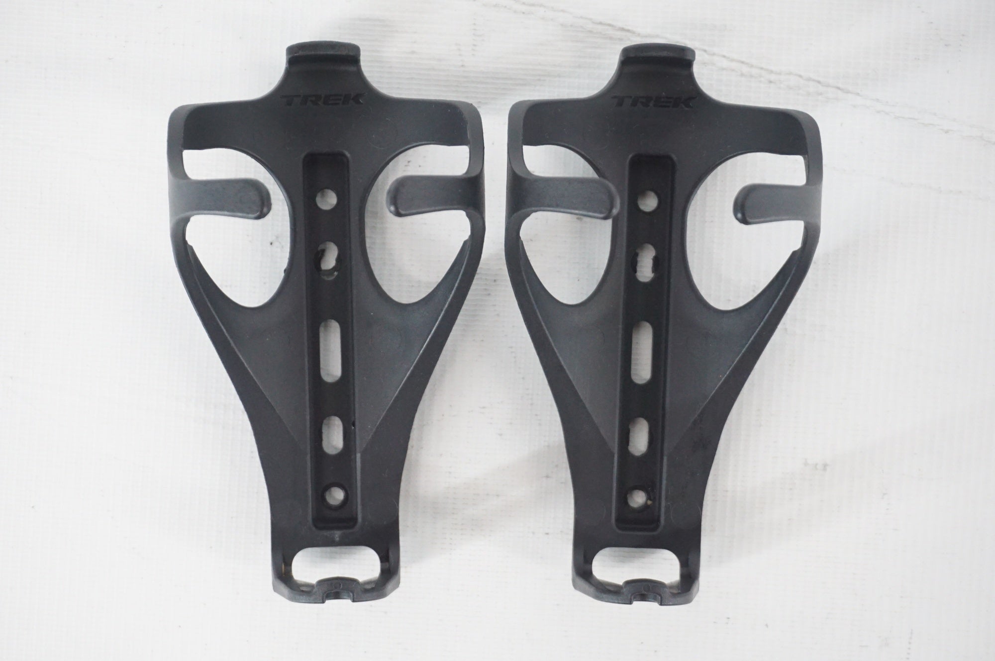 TREK ボトルケージ ボトル TREK 「トレック」 ボトルケージセット / 阪急塚口店 ｜ バイチャリ